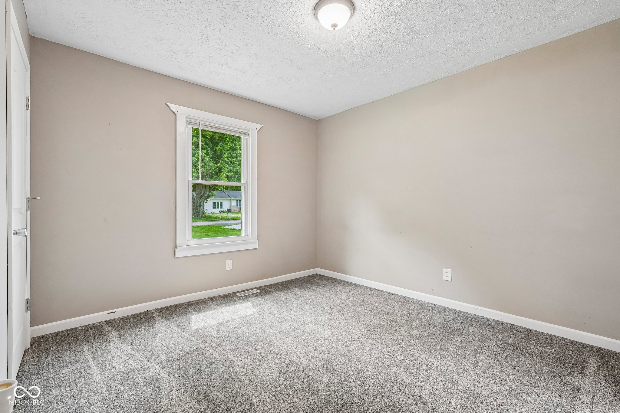 3910 Adams Drive