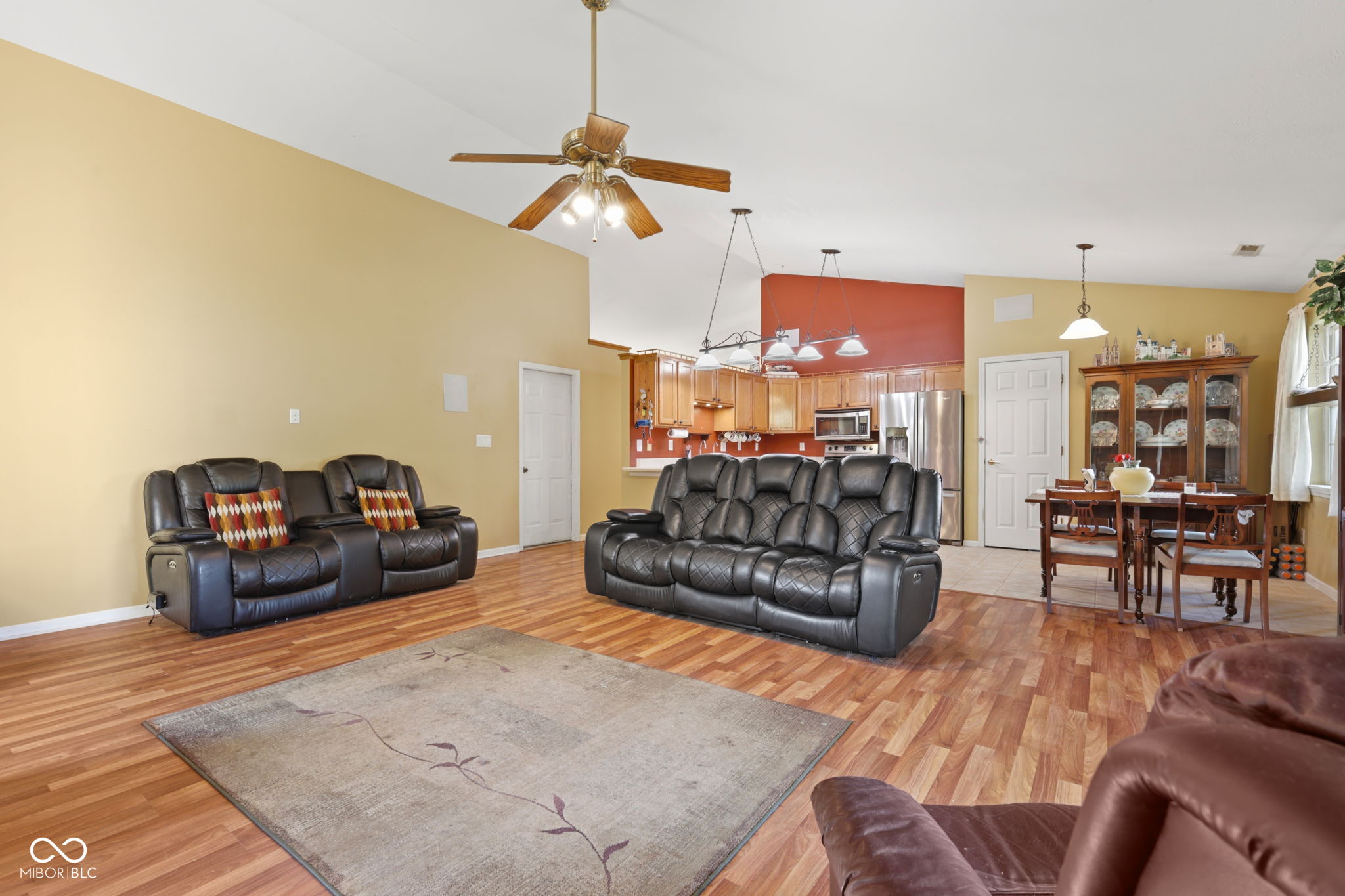 1719 Acorn Road