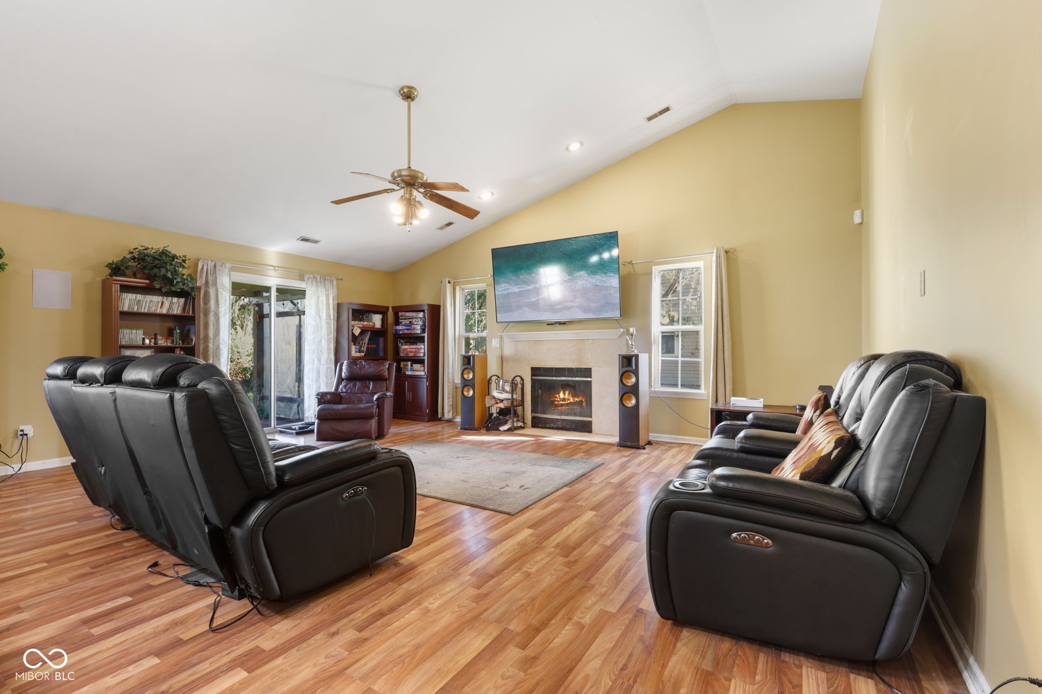 1719 Acorn Road