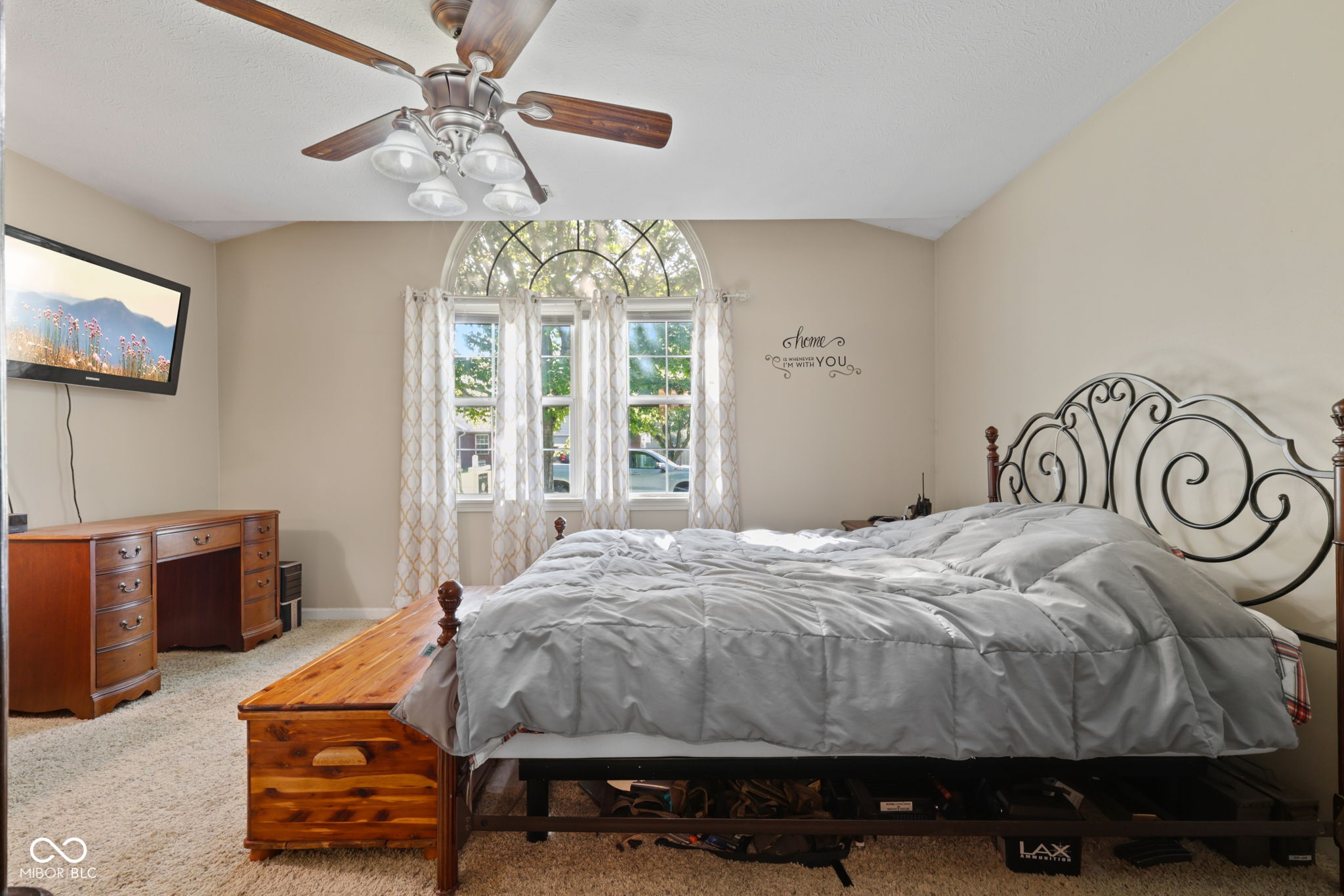 1719 Acorn Road
