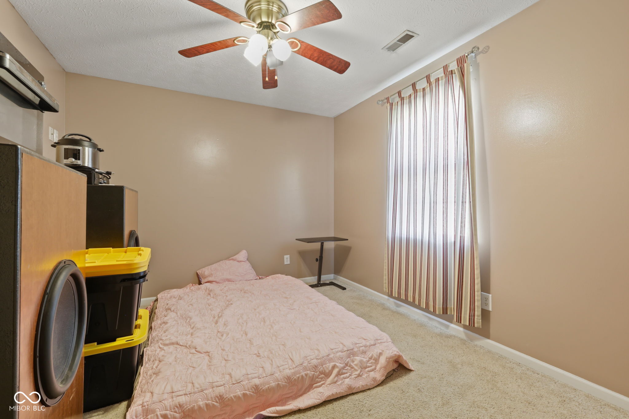 1719 Acorn Road