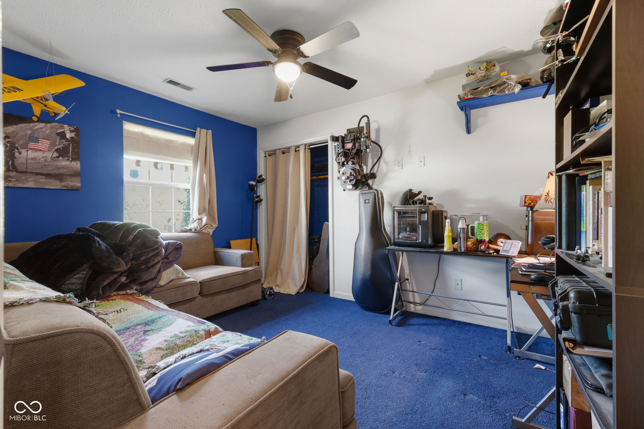 1719 Acorn Road