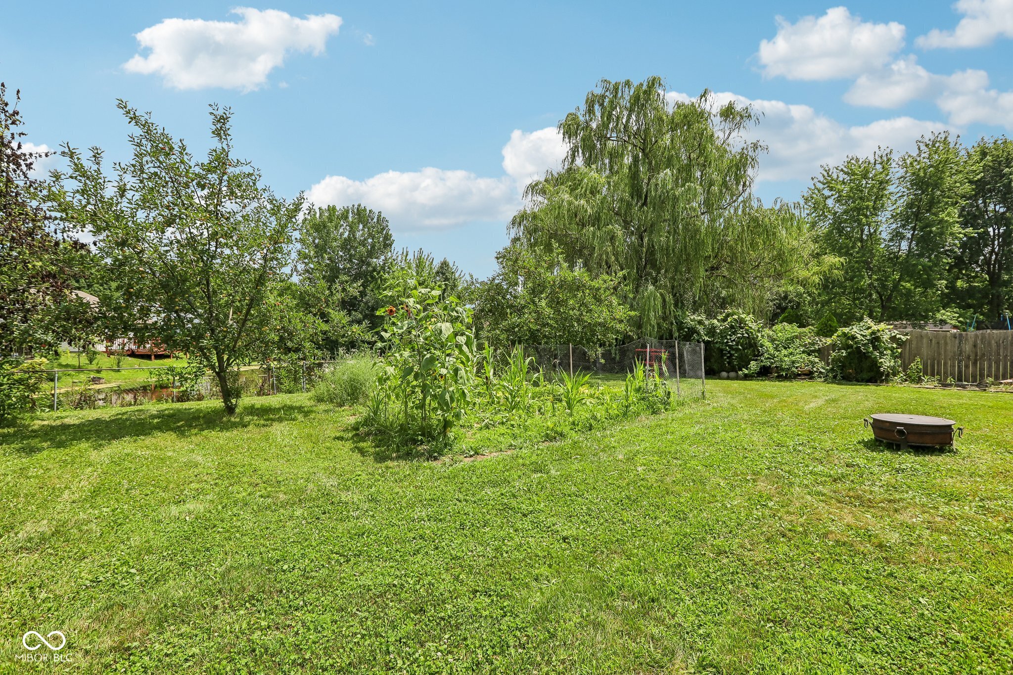 1719 Acorn Road