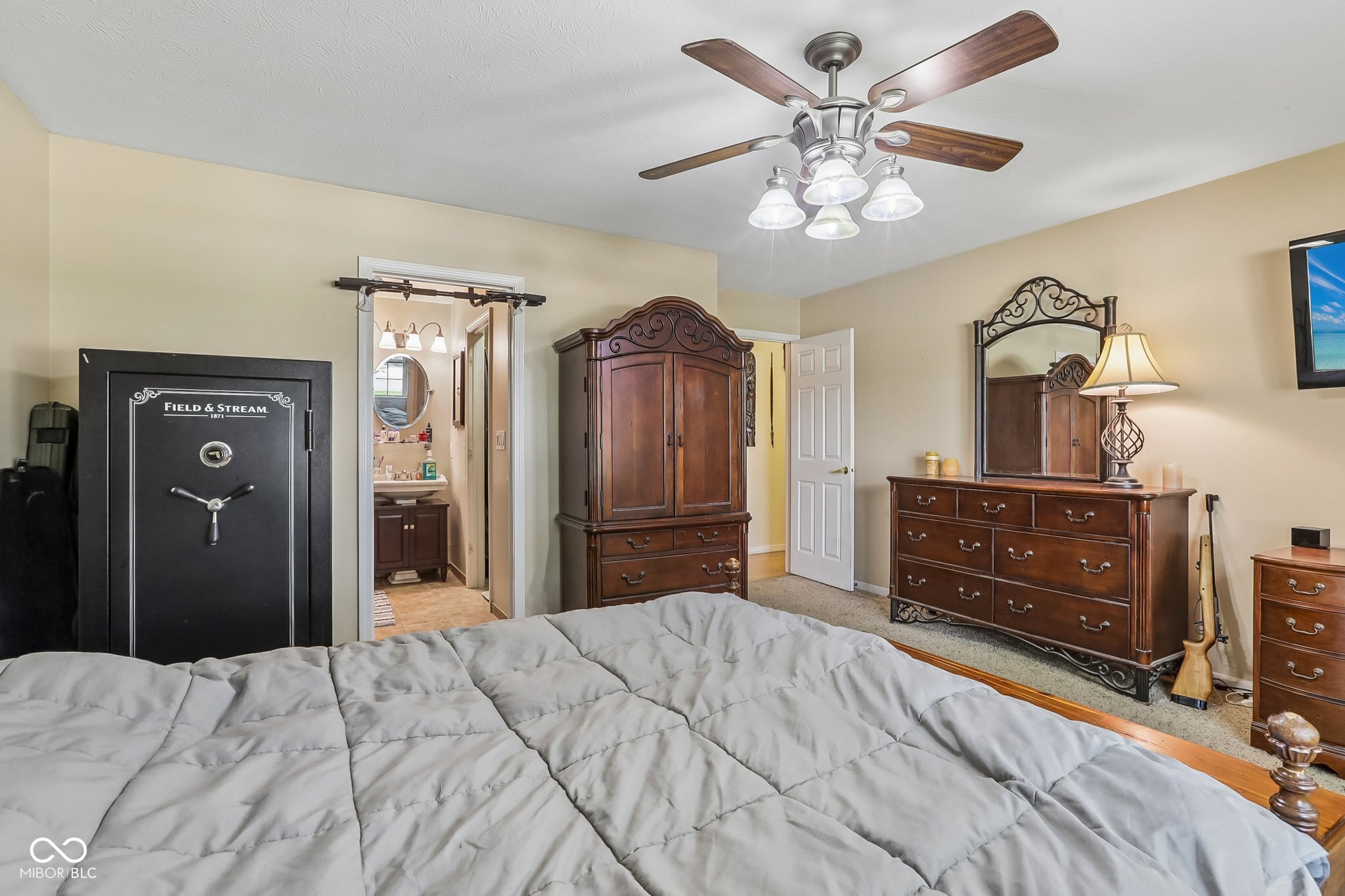 1719 Acorn Road
