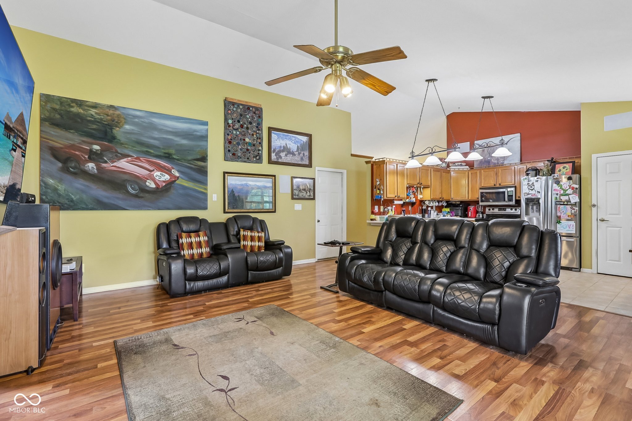 1719 Acorn Road