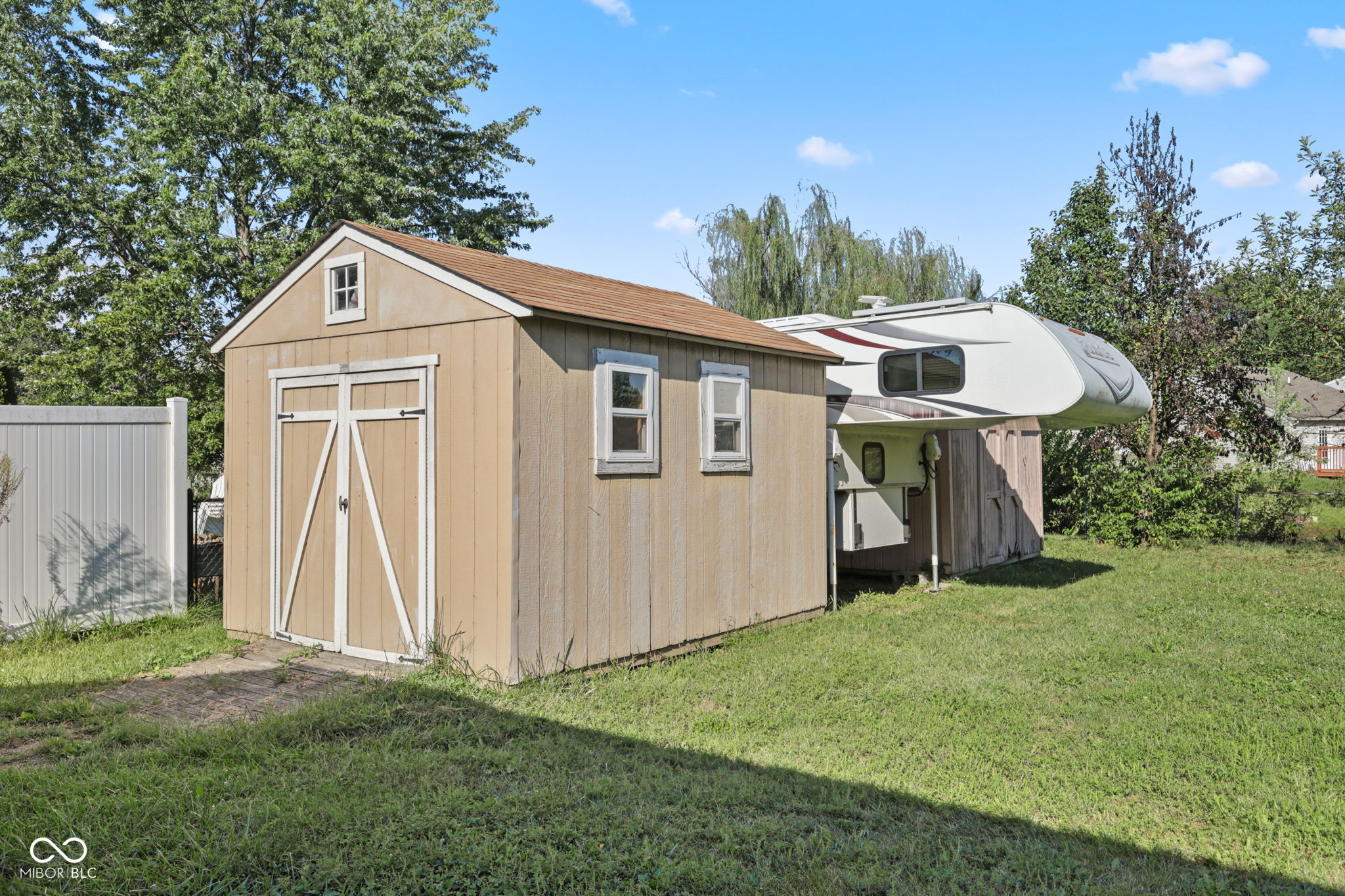 1719 Acorn Road