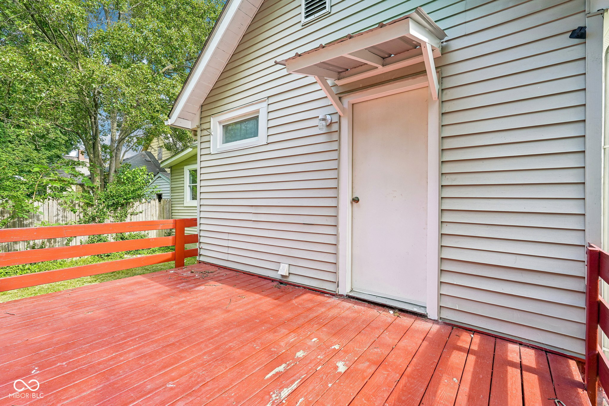 260 W Wiley Street