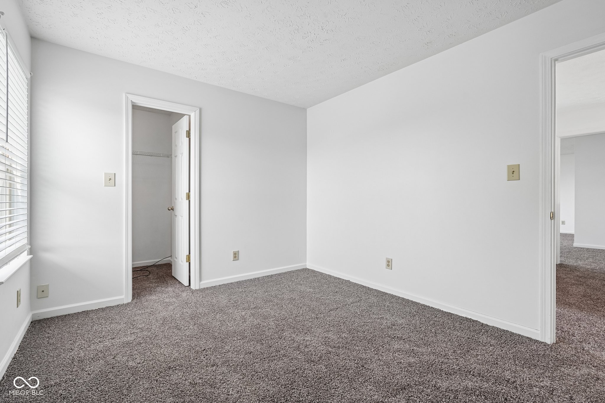 5214 Mesa Verde Drive