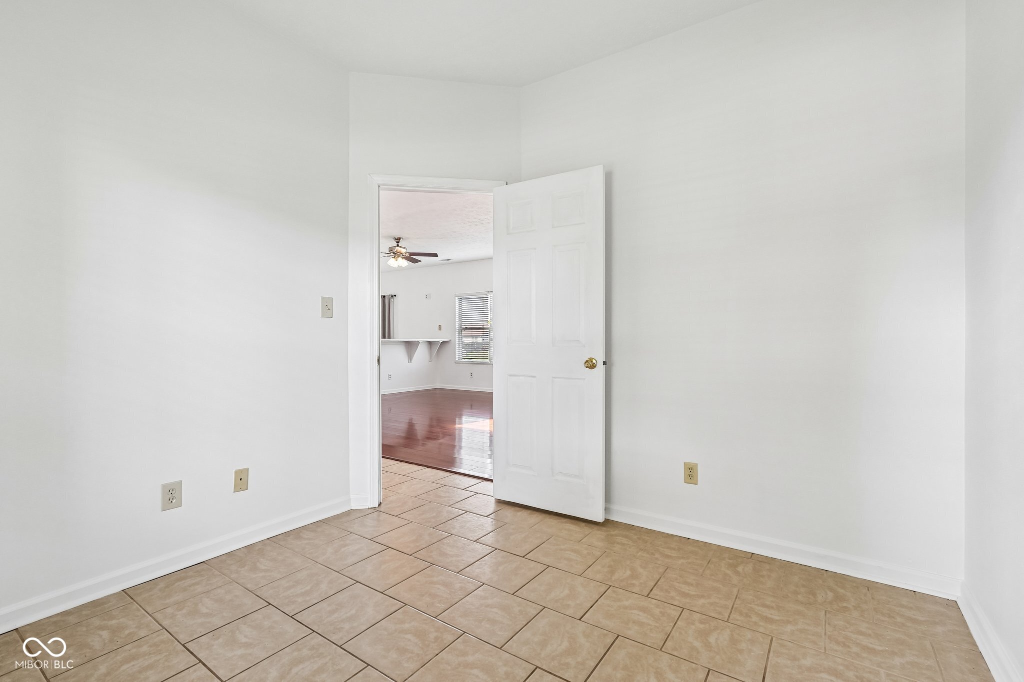 5214 Mesa Verde Drive