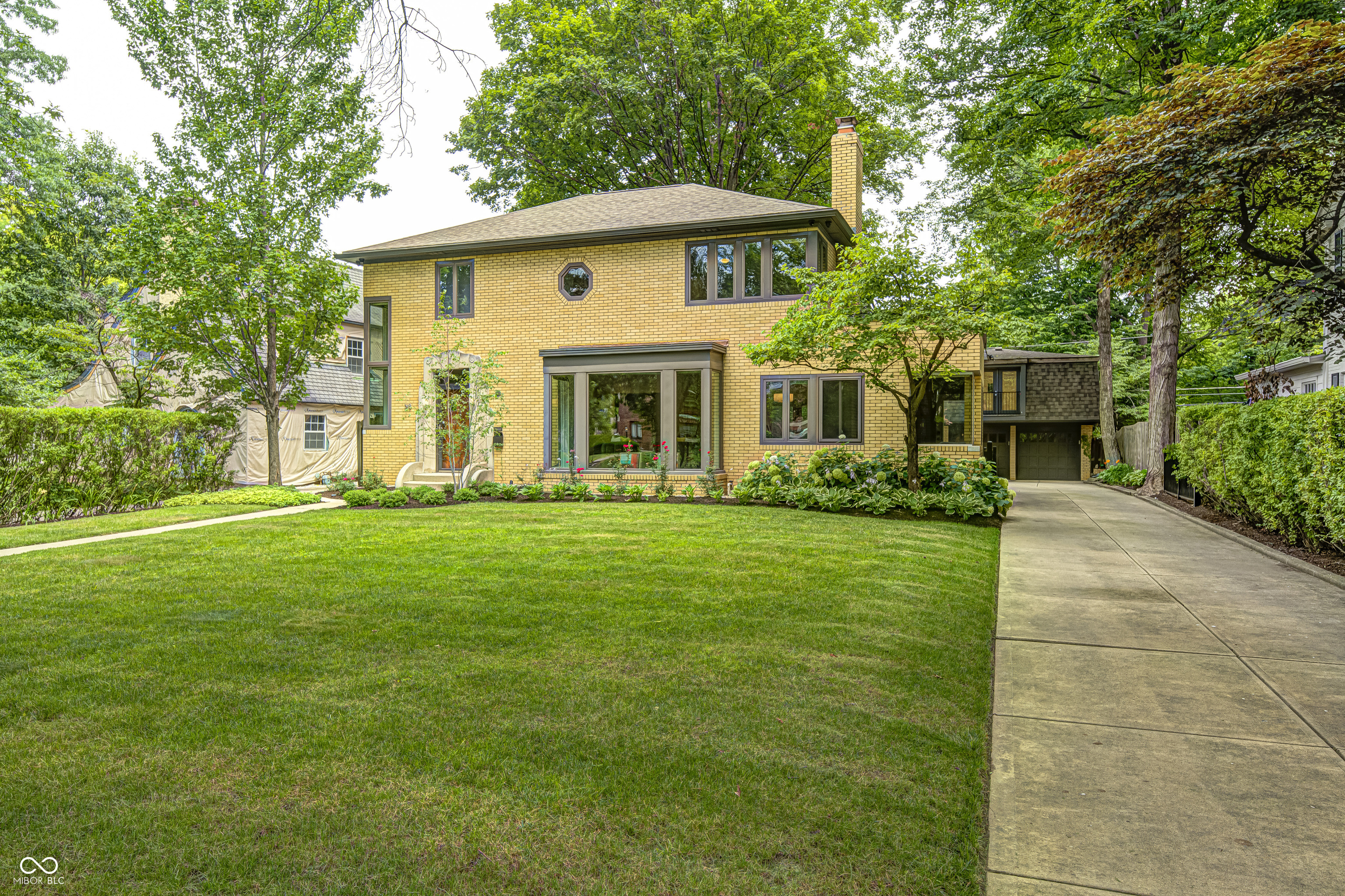 518 Buckingham Drive