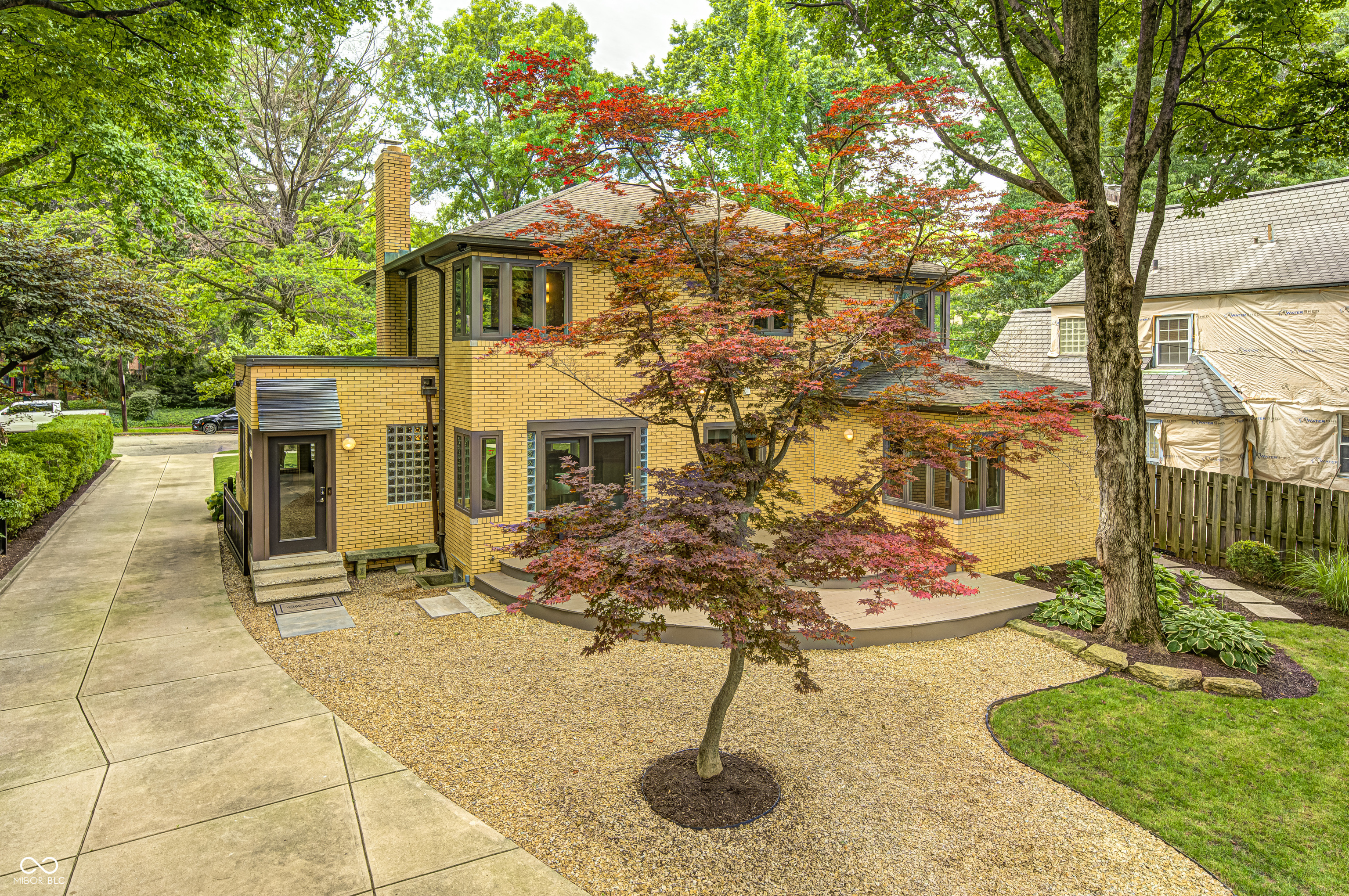 518 Buckingham Drive