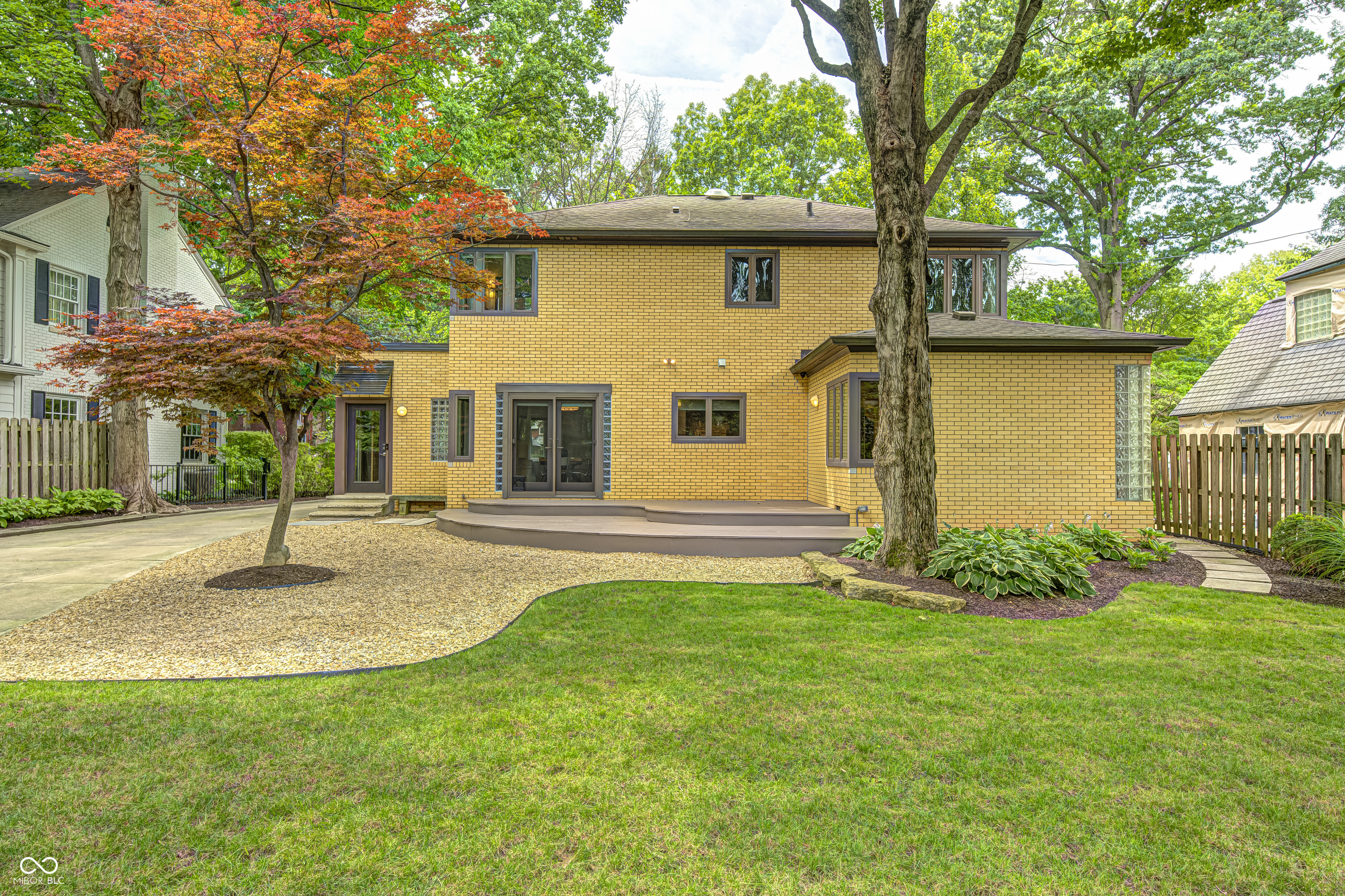 518 Buckingham Drive