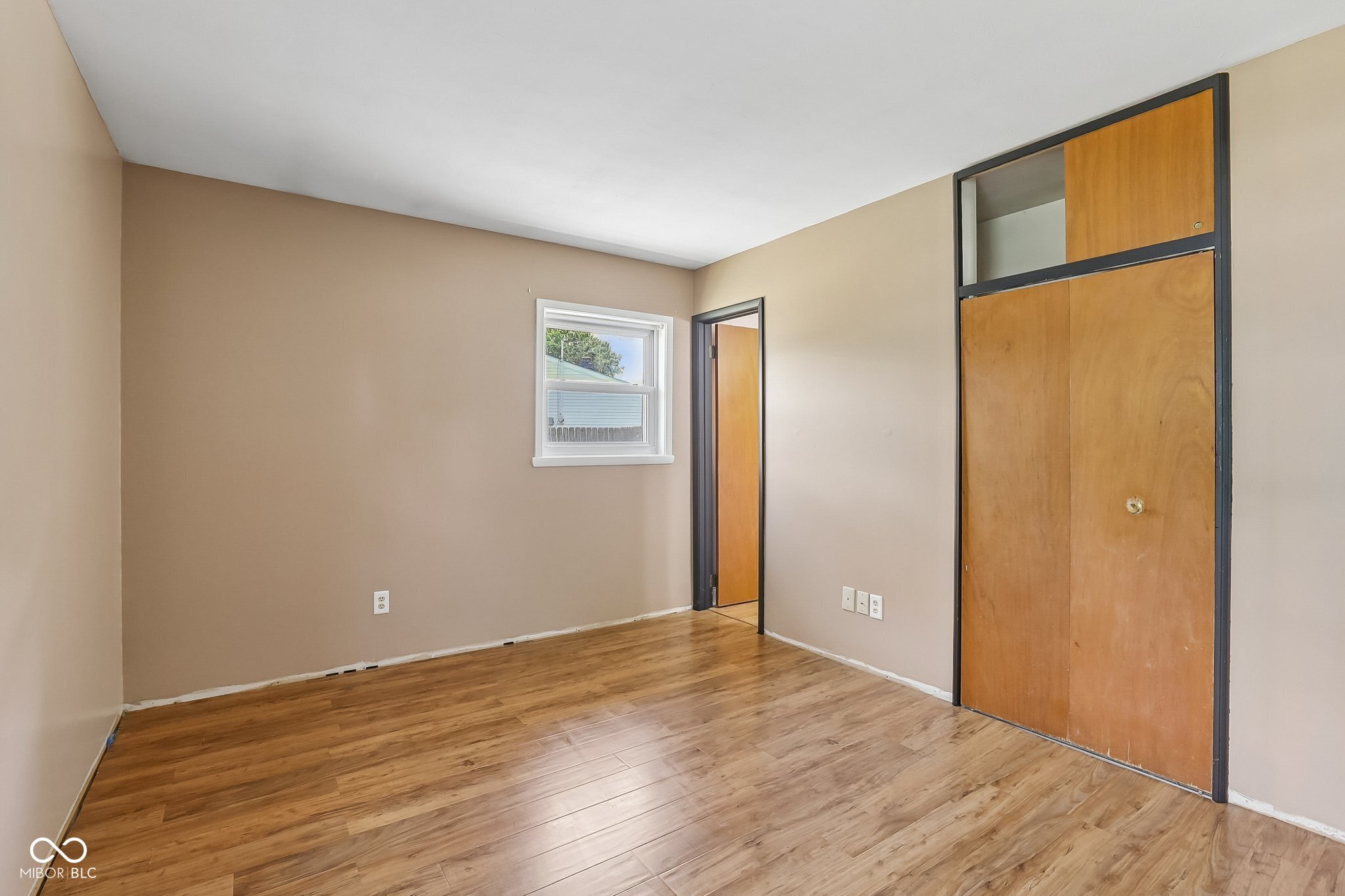 685 Sunset Boulevard
