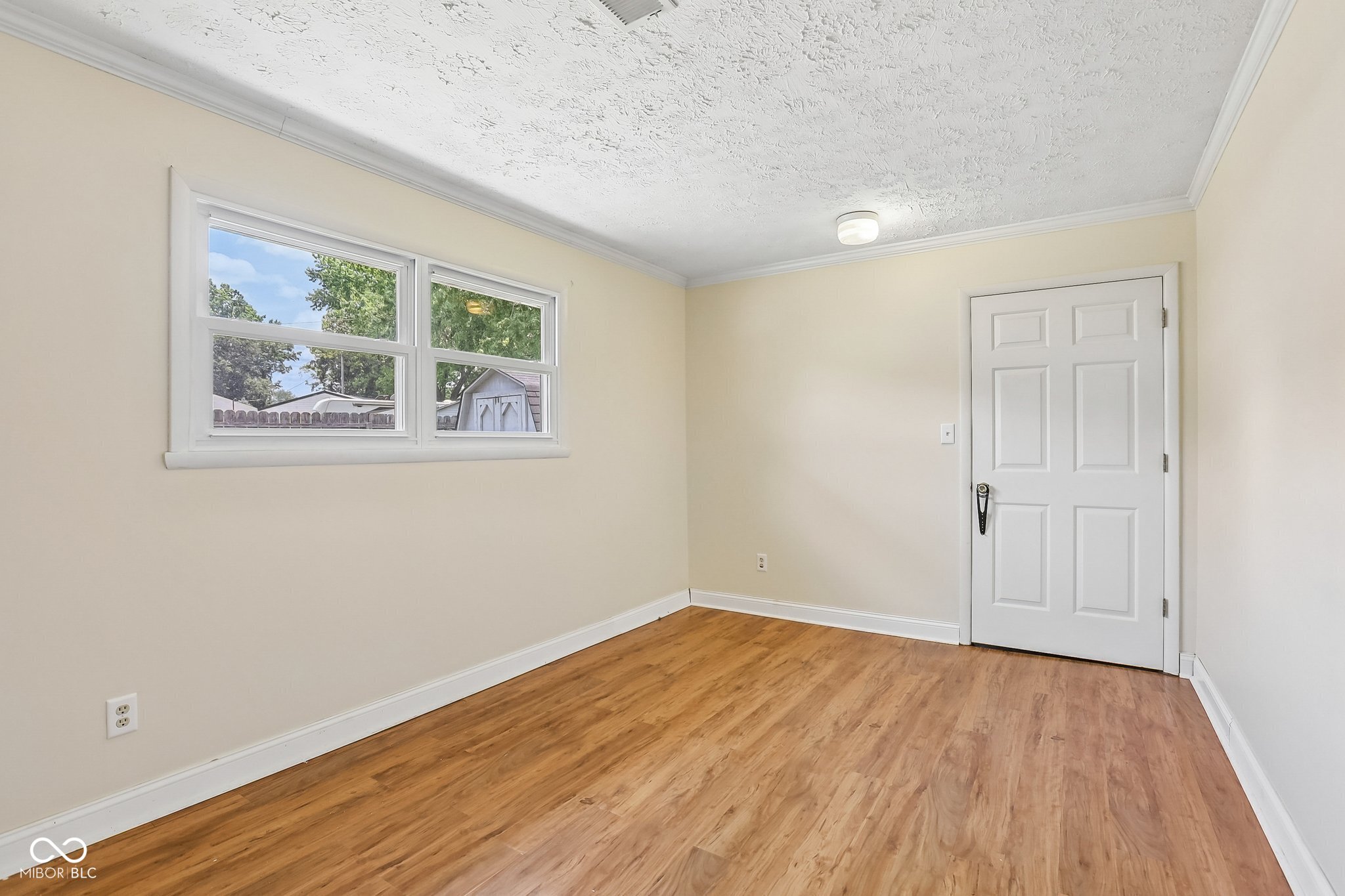 685 Sunset Boulevard