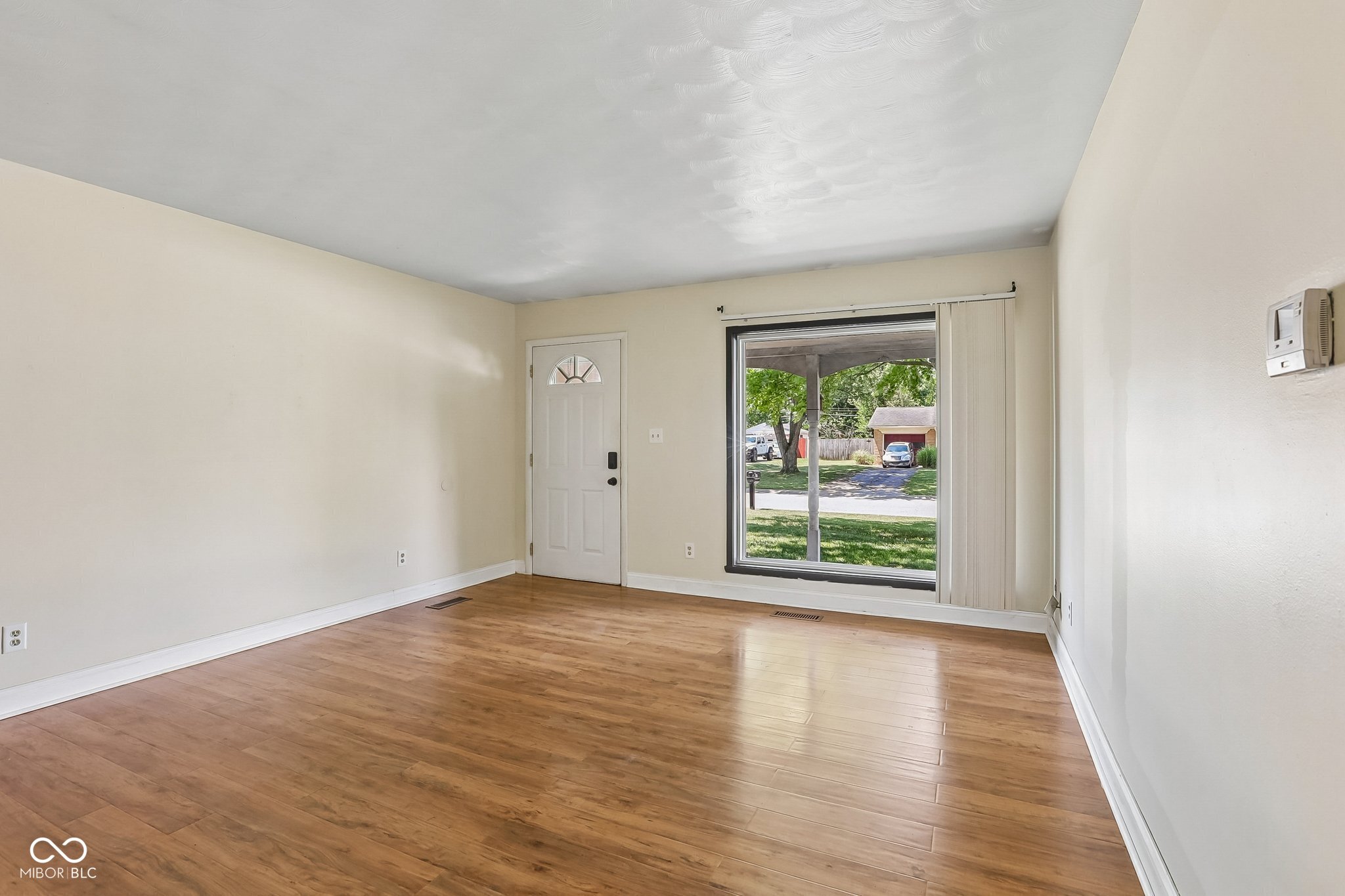 685 Sunset Boulevard