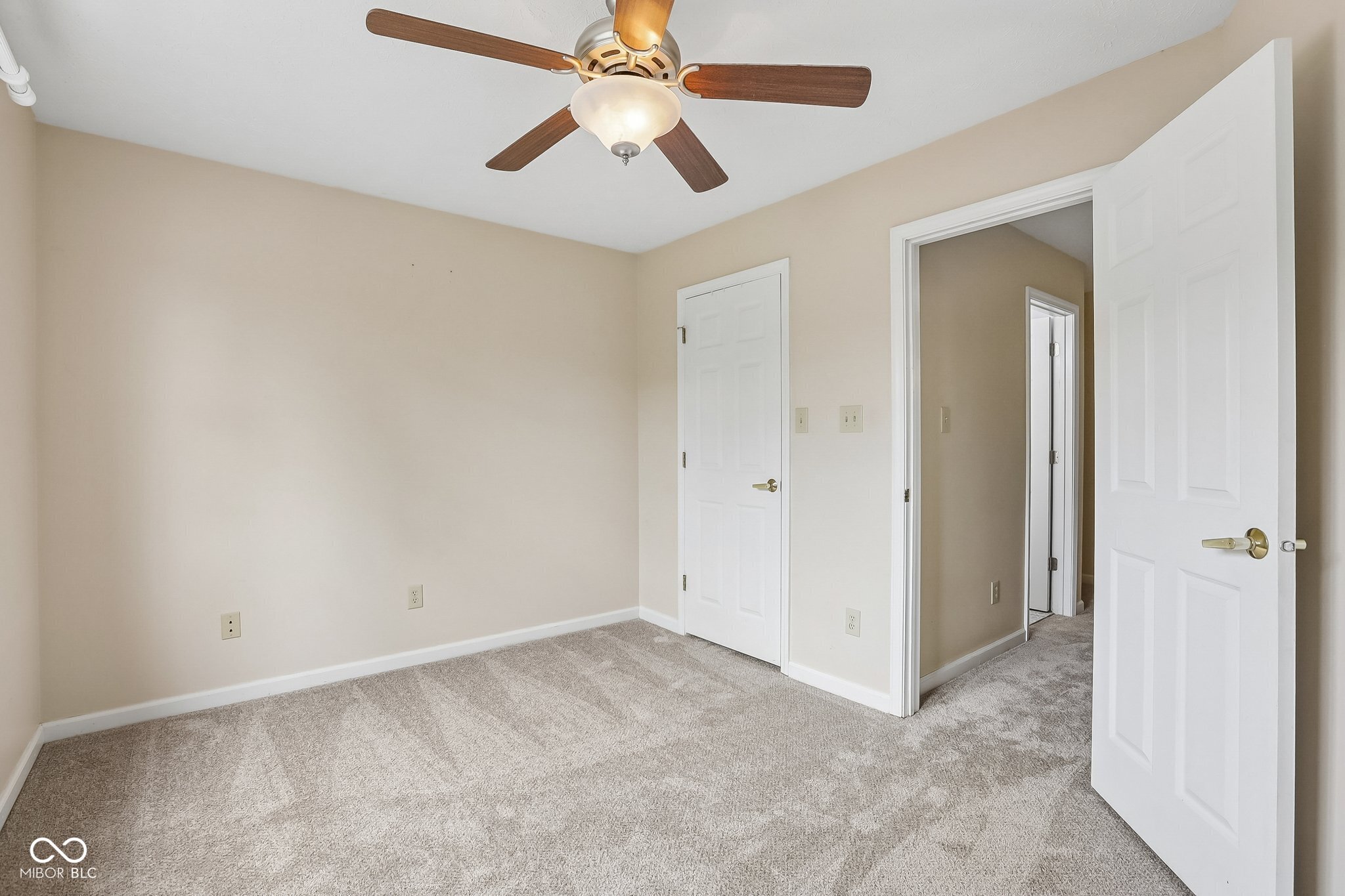 331 N Greenbriar Drive