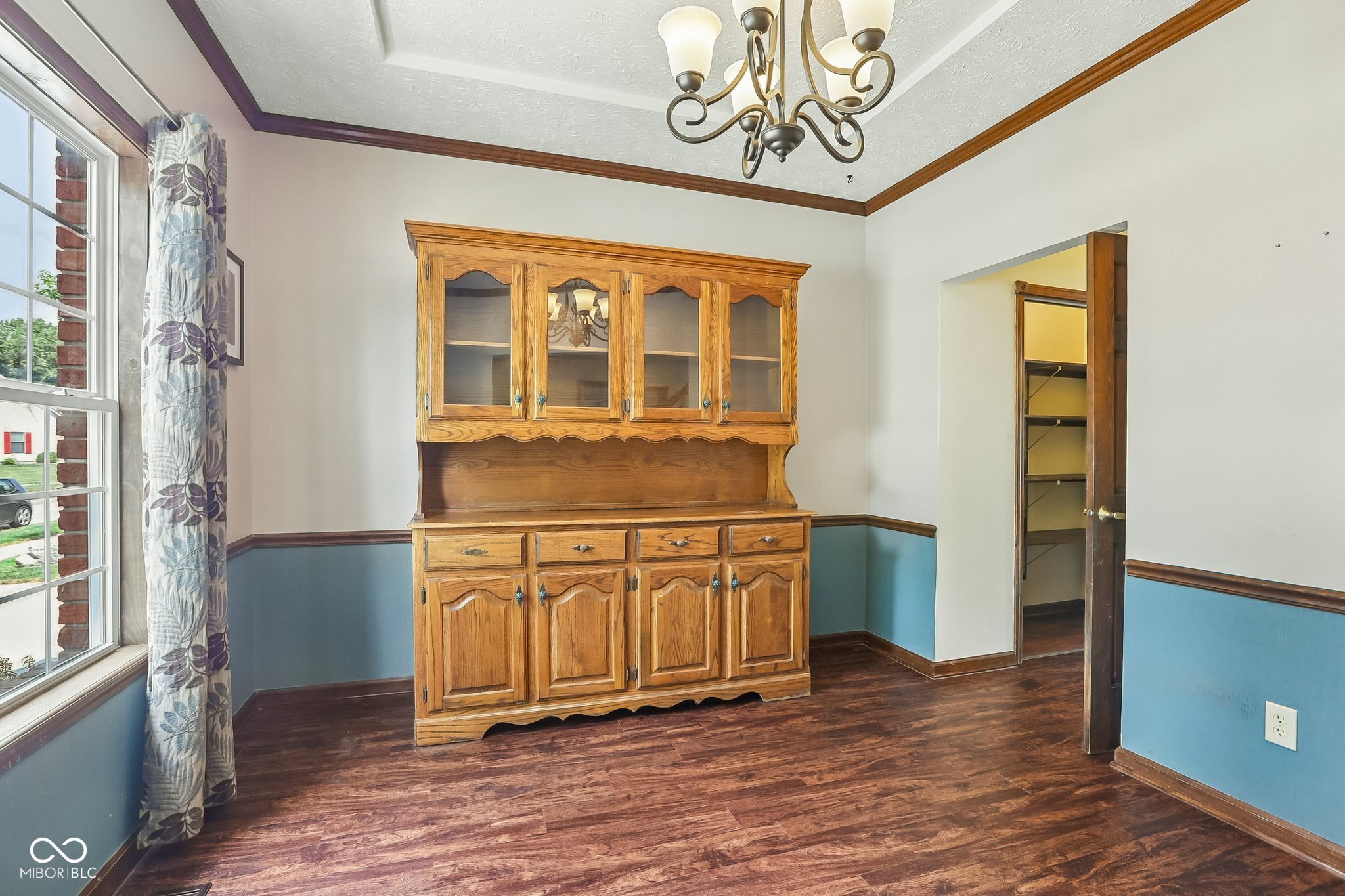 331 N Greenbriar Drive