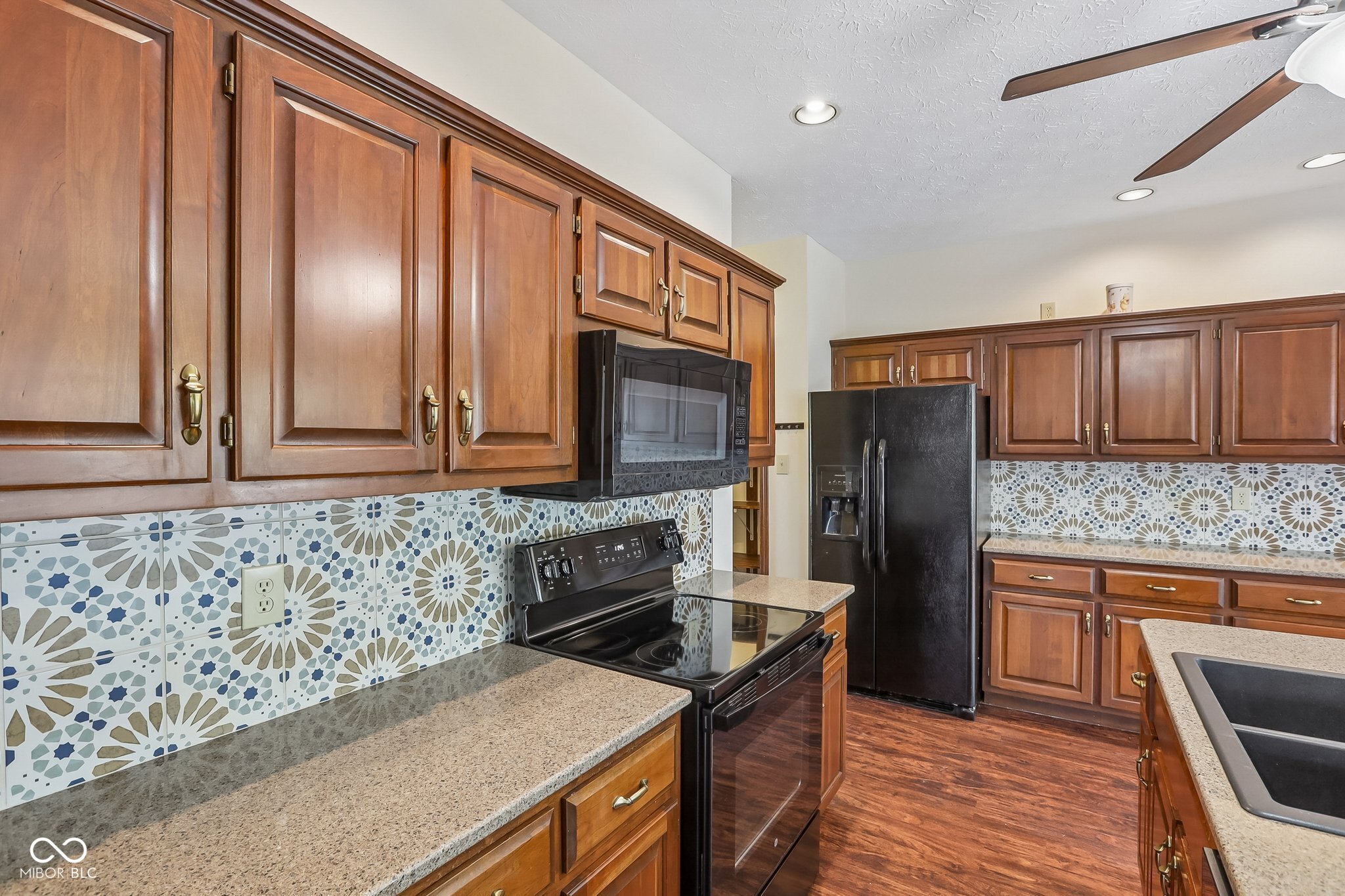 331 N Greenbriar Drive