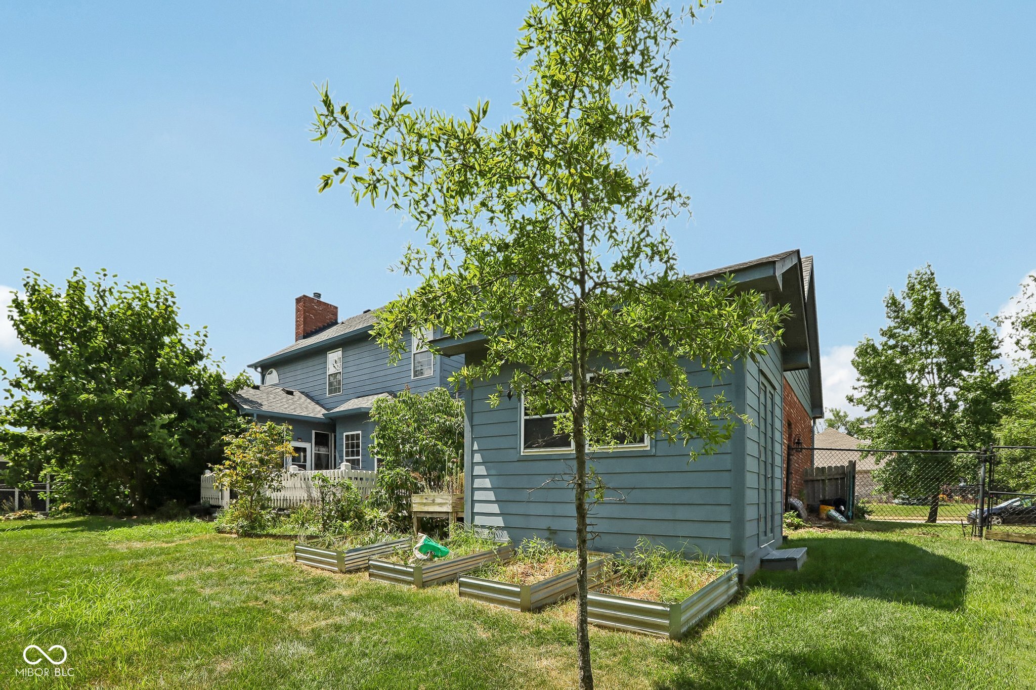 331 N Greenbriar Drive