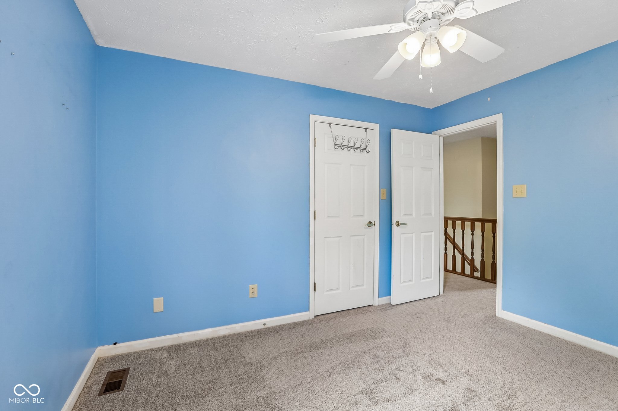 331 N Greenbriar Drive