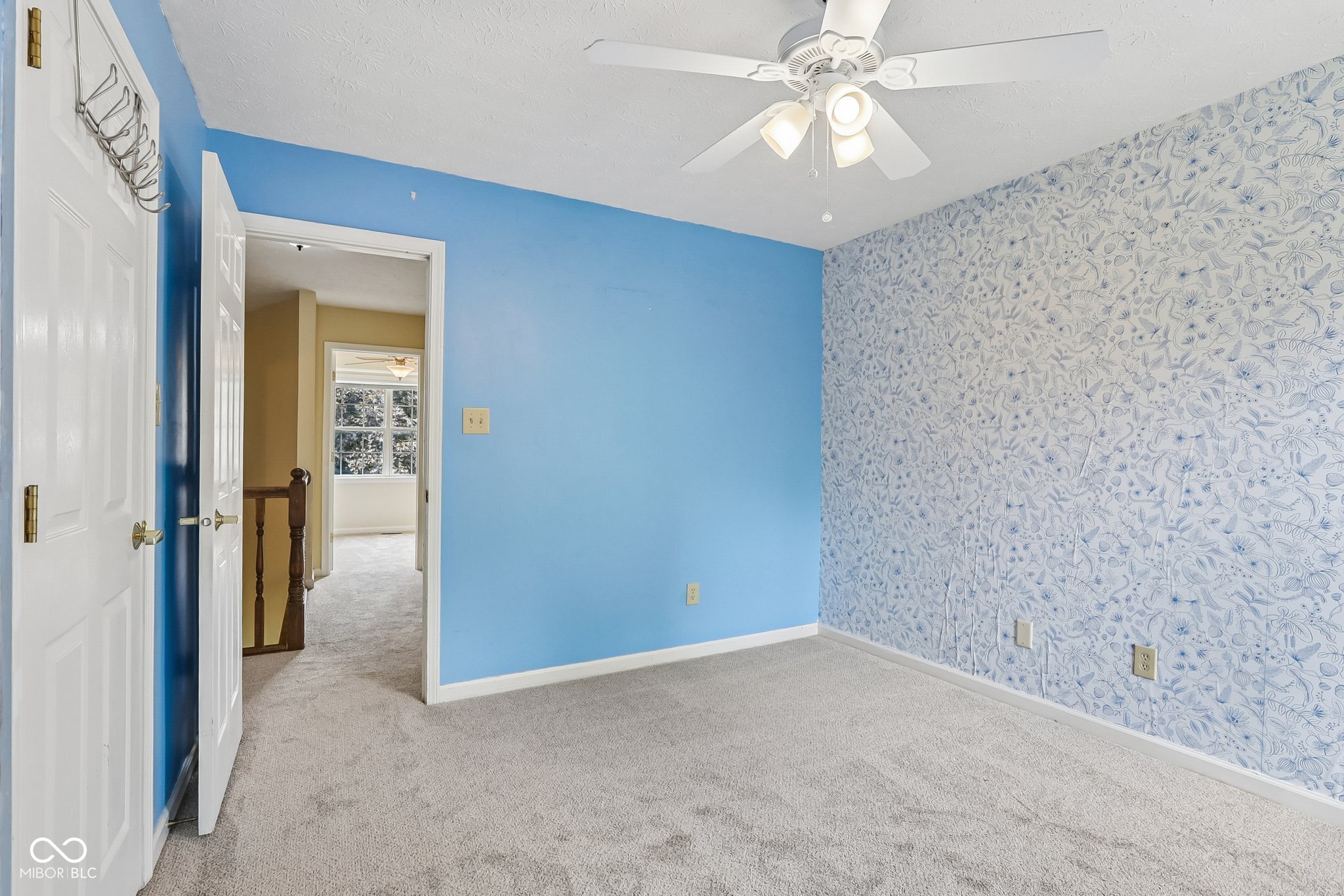 331 N Greenbriar Drive