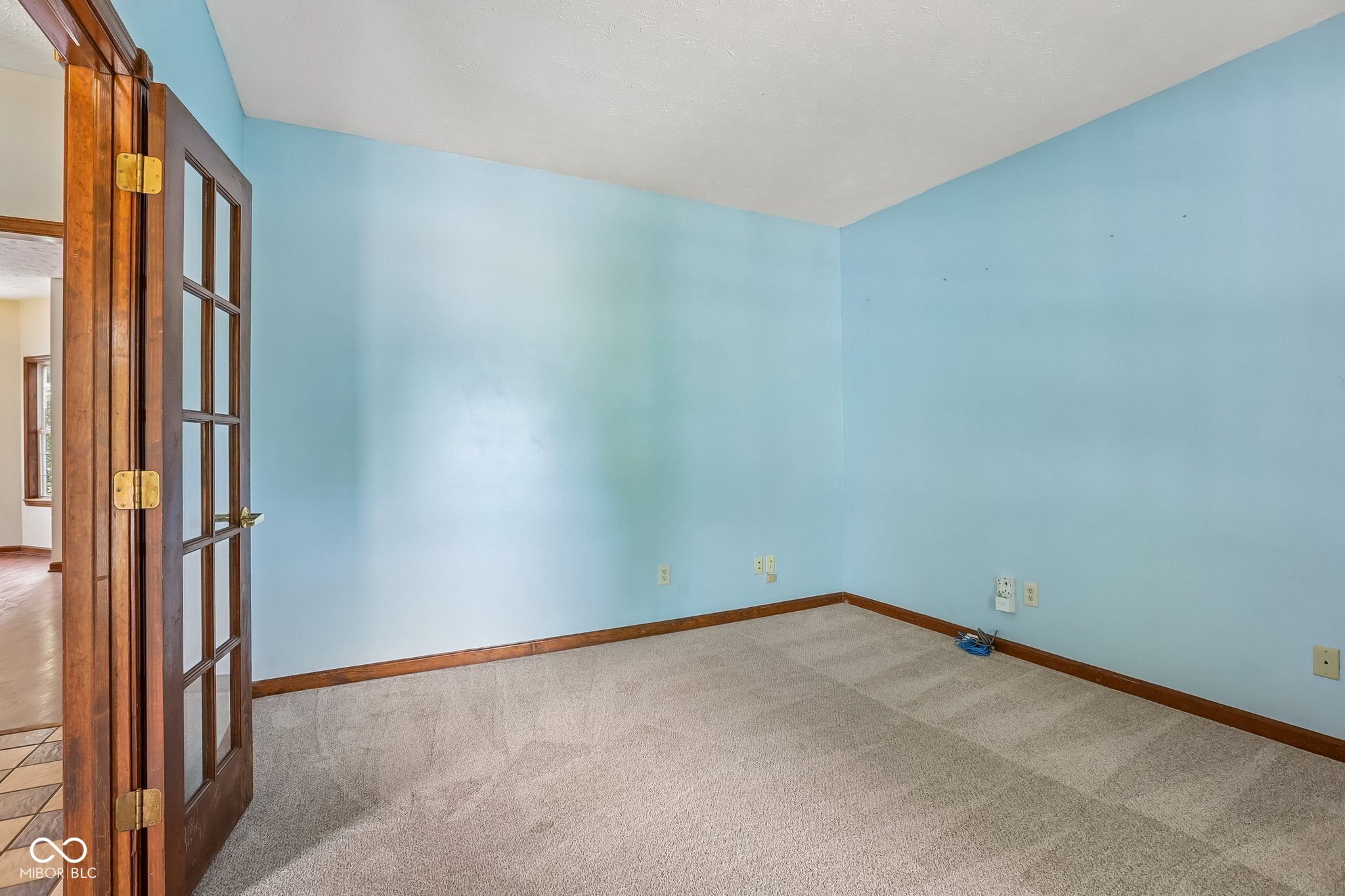 331 N Greenbriar Drive
