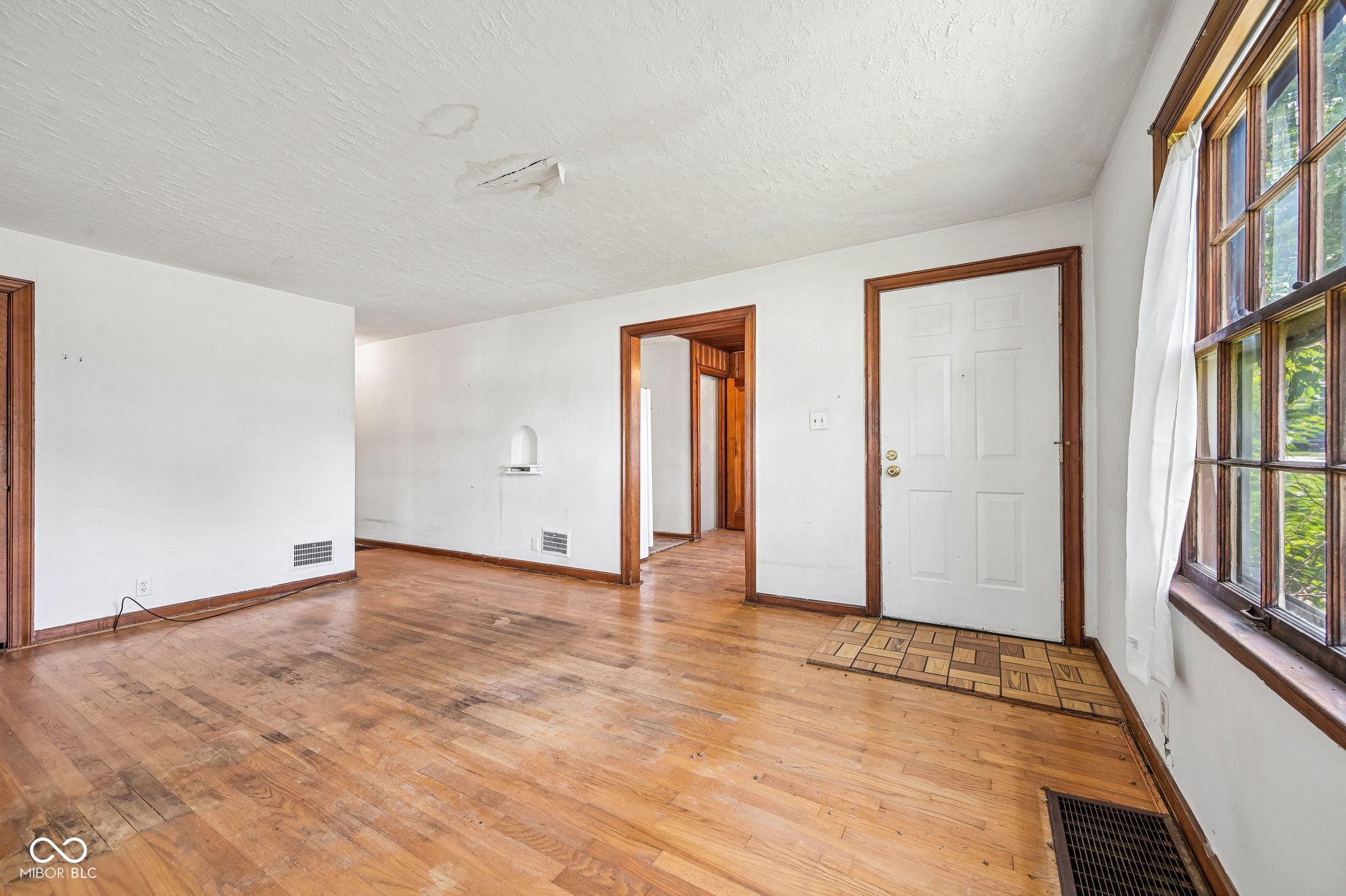 308 E 38th Street