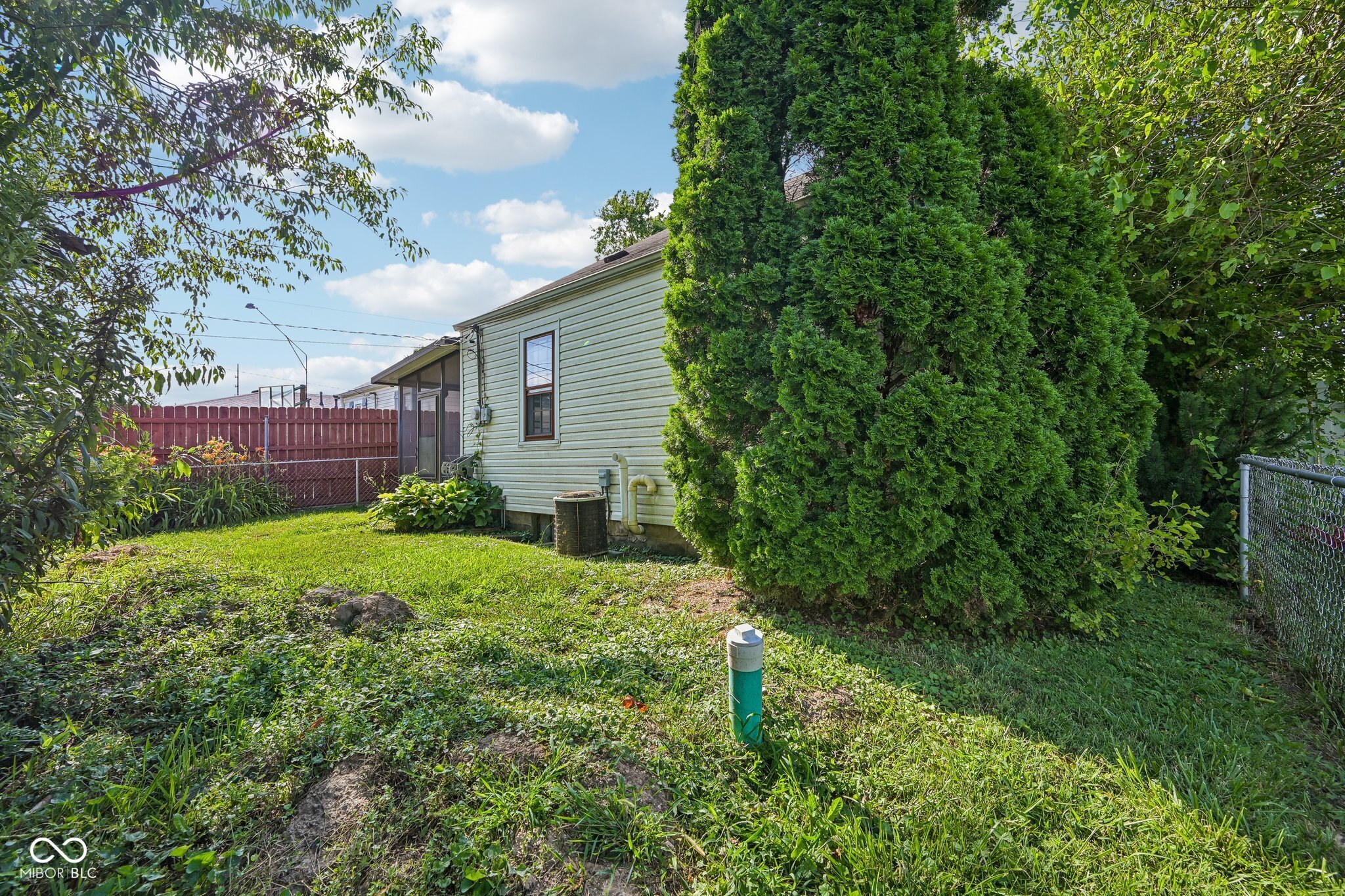 308 E 38th Street