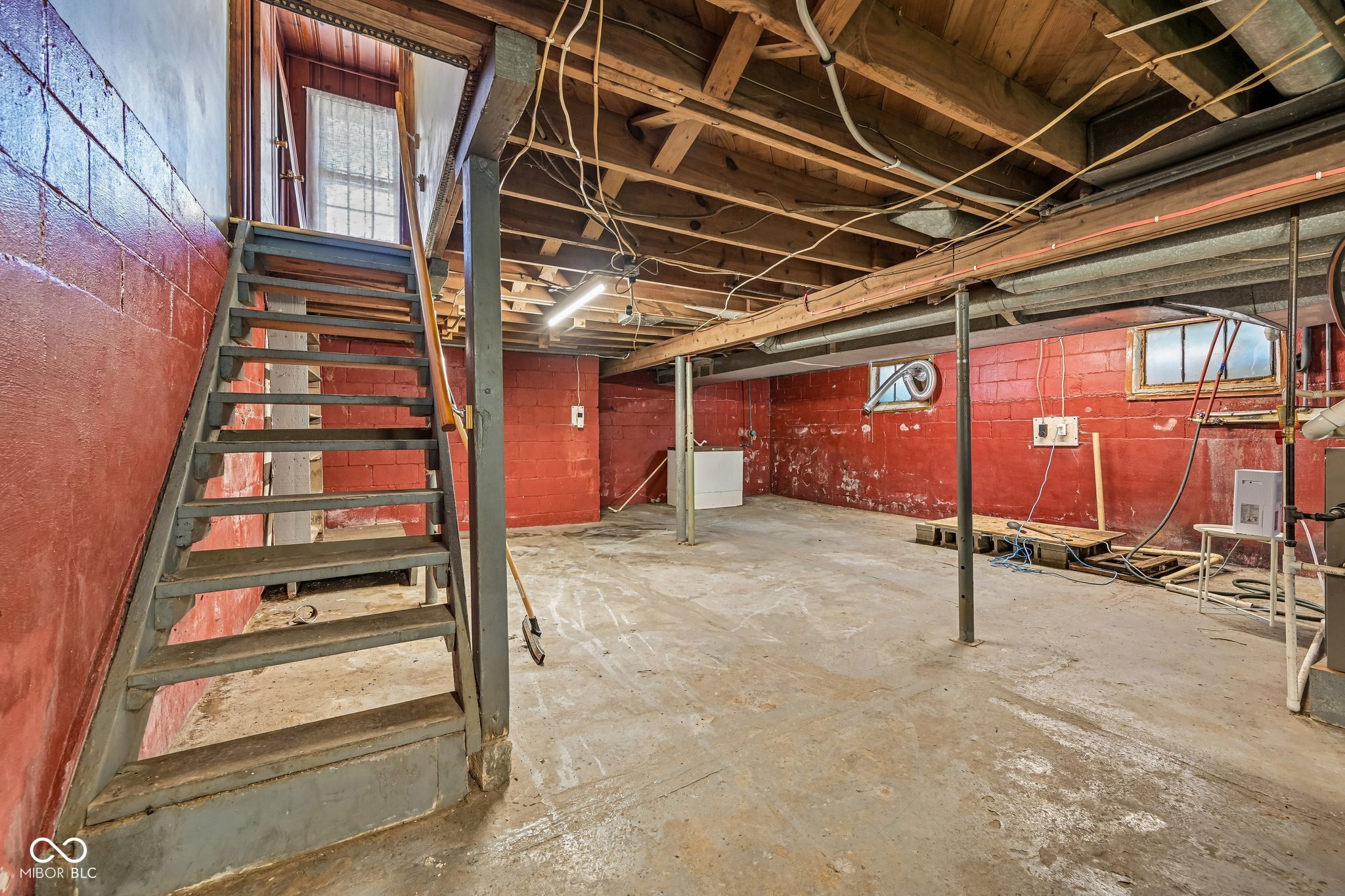 308 E 38th Street