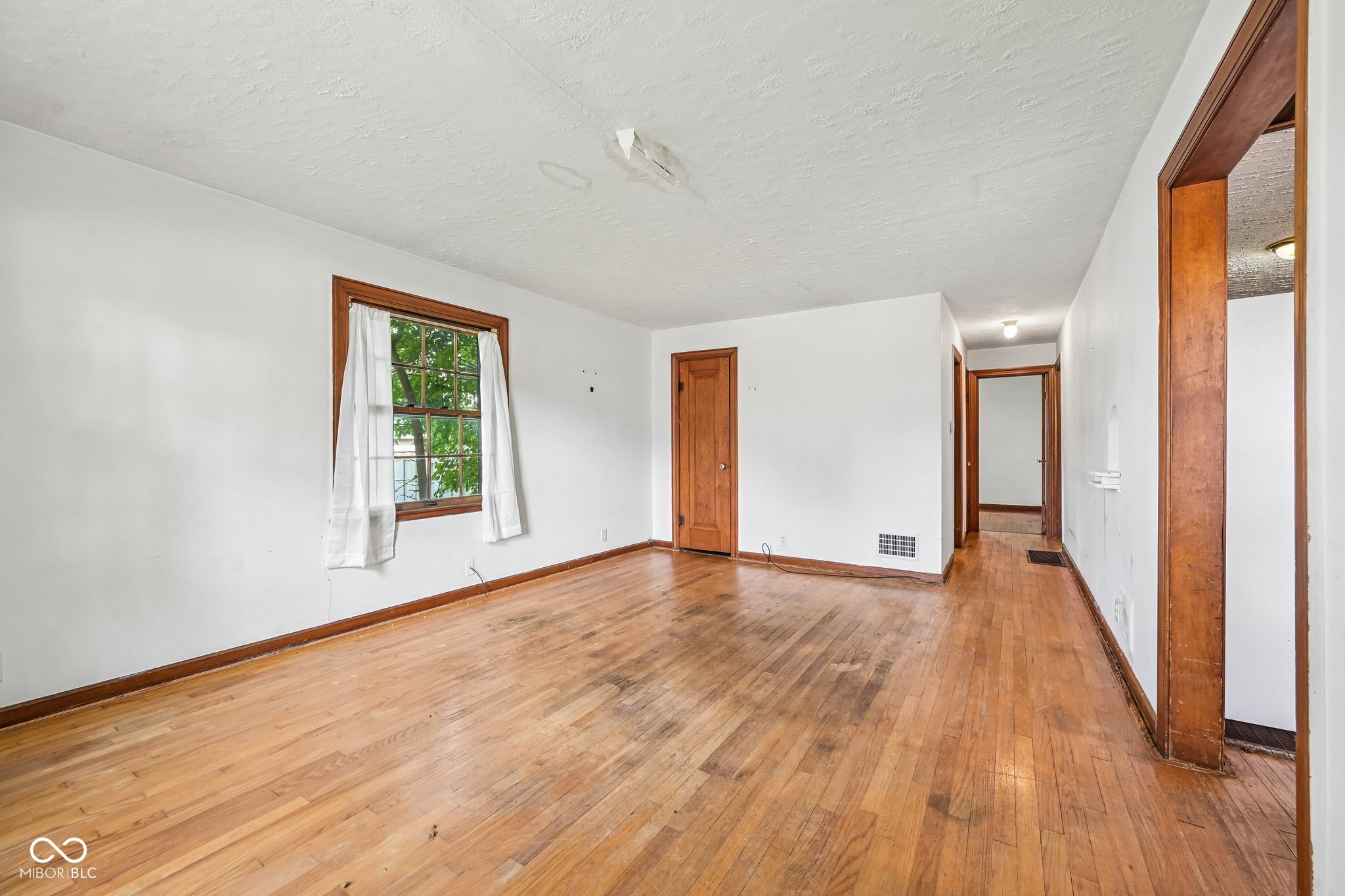 308 E 38th Street