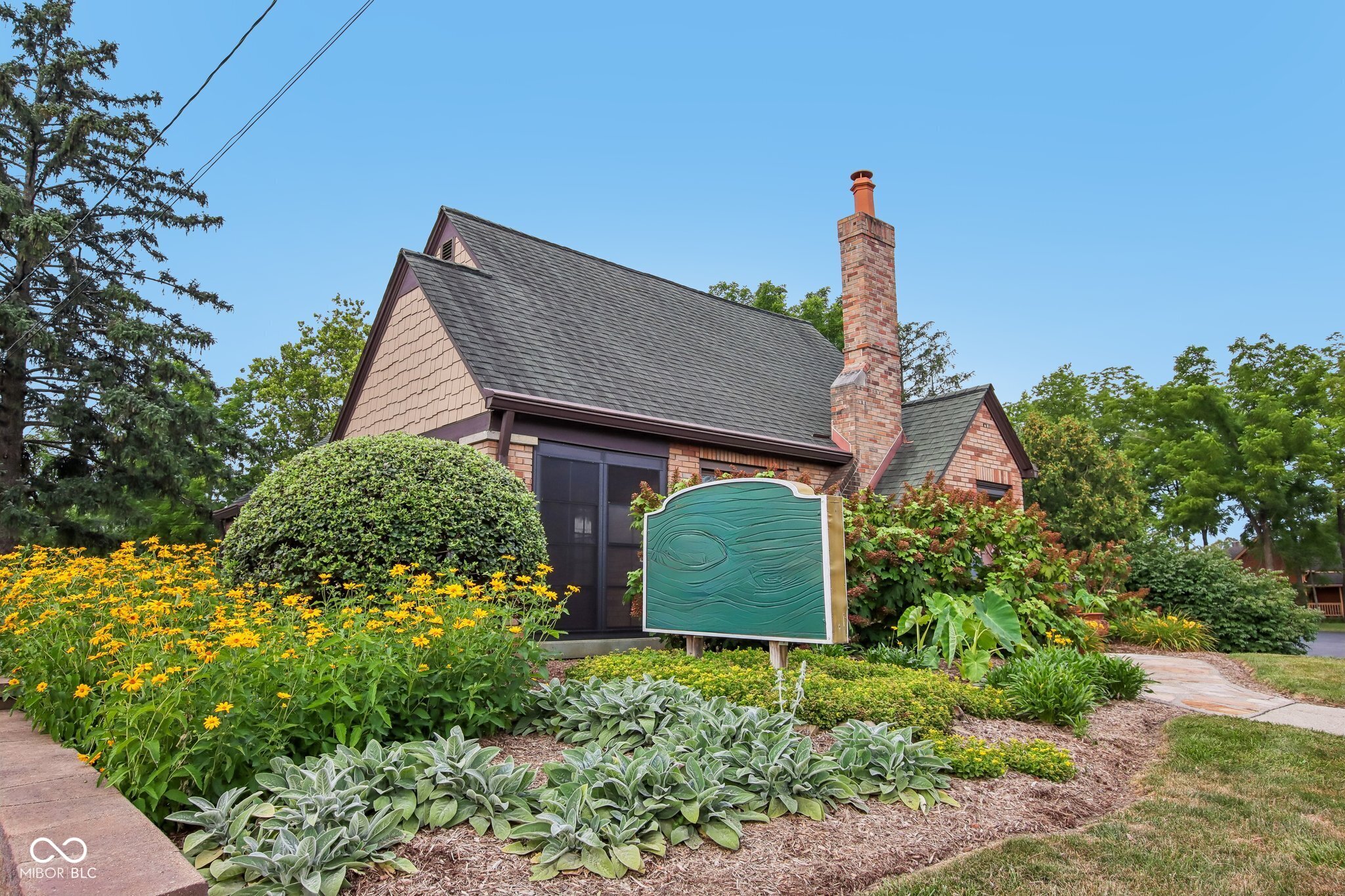 399 W Main Street