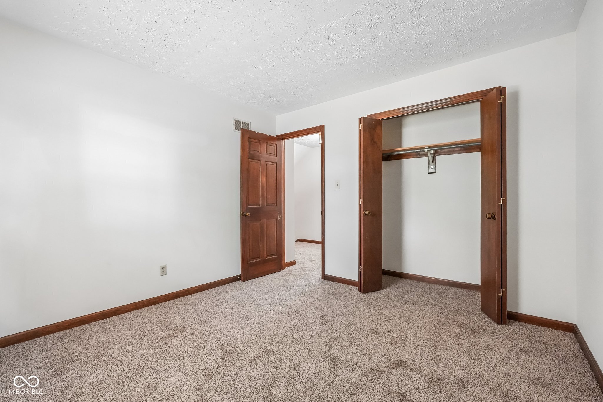 104 E Brunswick Avenue