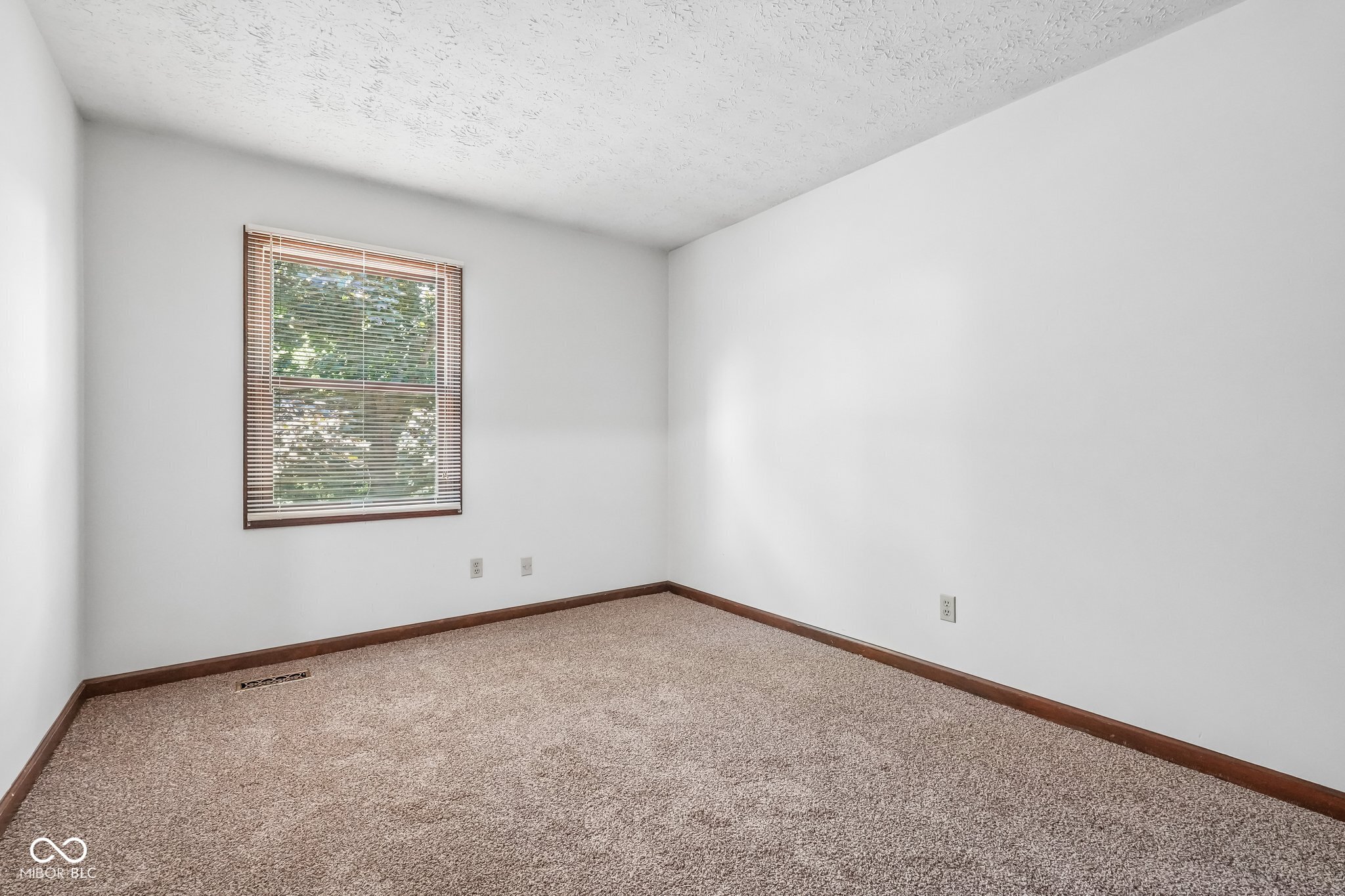 104 E Brunswick Avenue