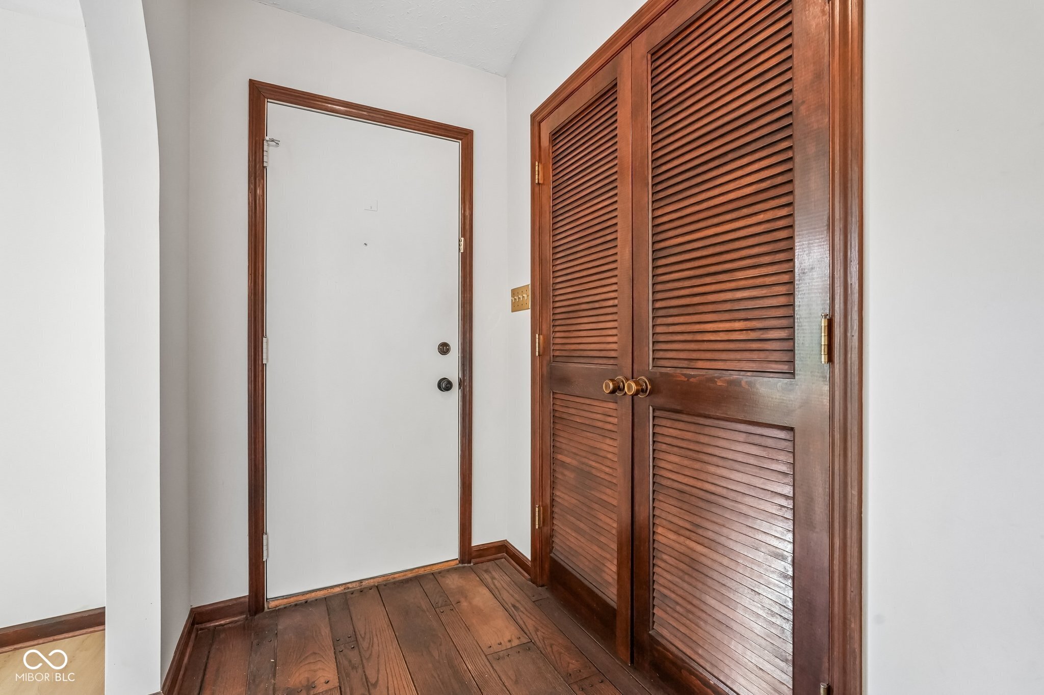 104 E Brunswick Avenue