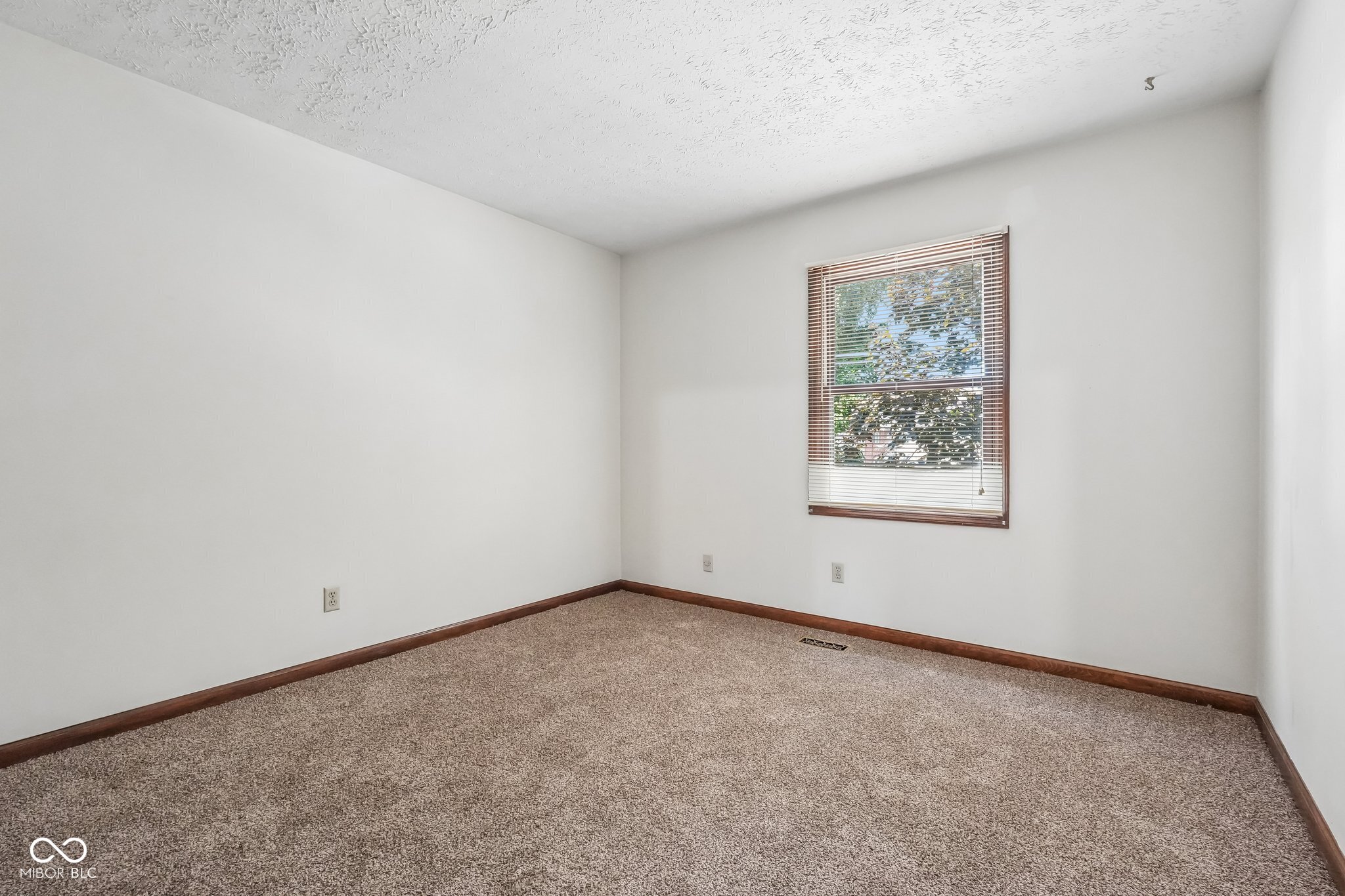 104 E Brunswick Avenue