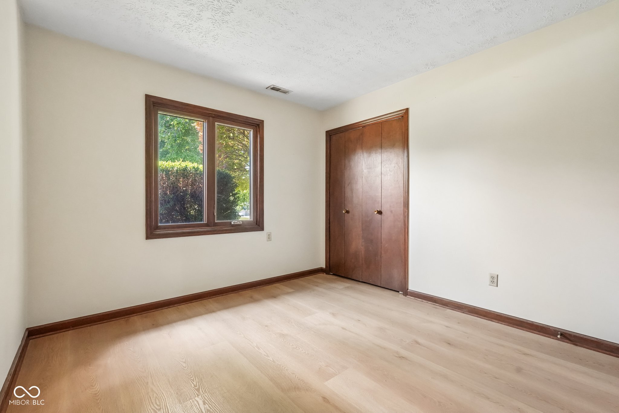 104 E Brunswick Avenue