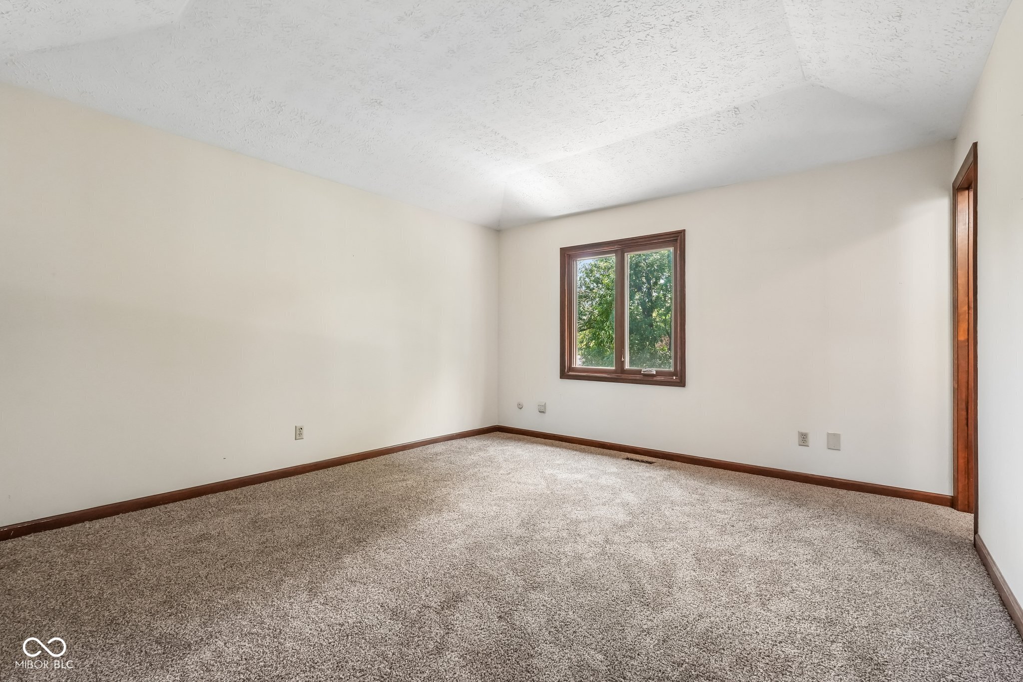 104 E Brunswick Avenue