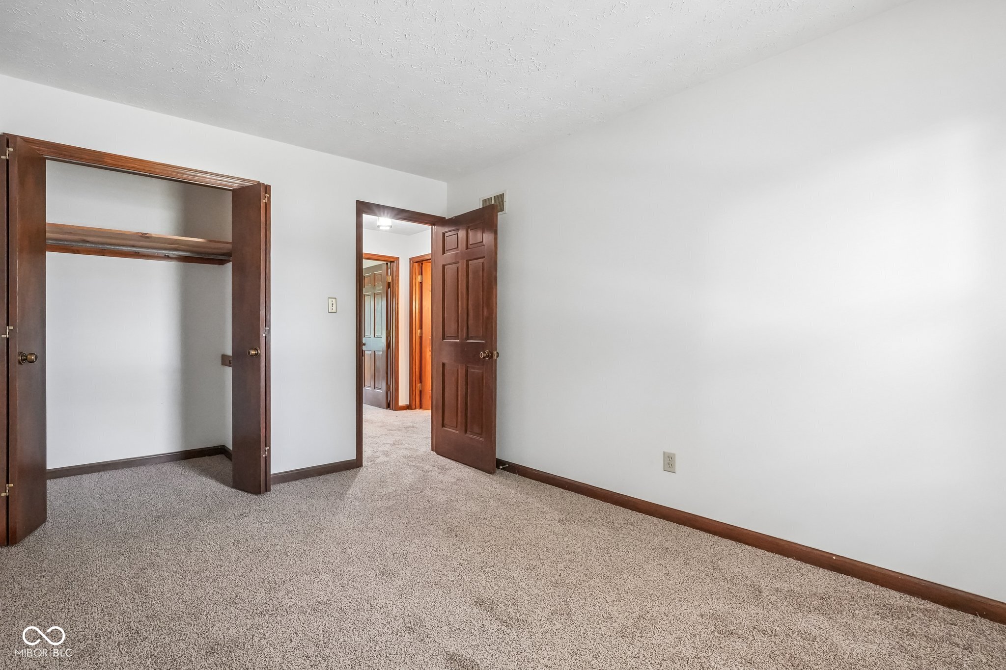104 E Brunswick Avenue