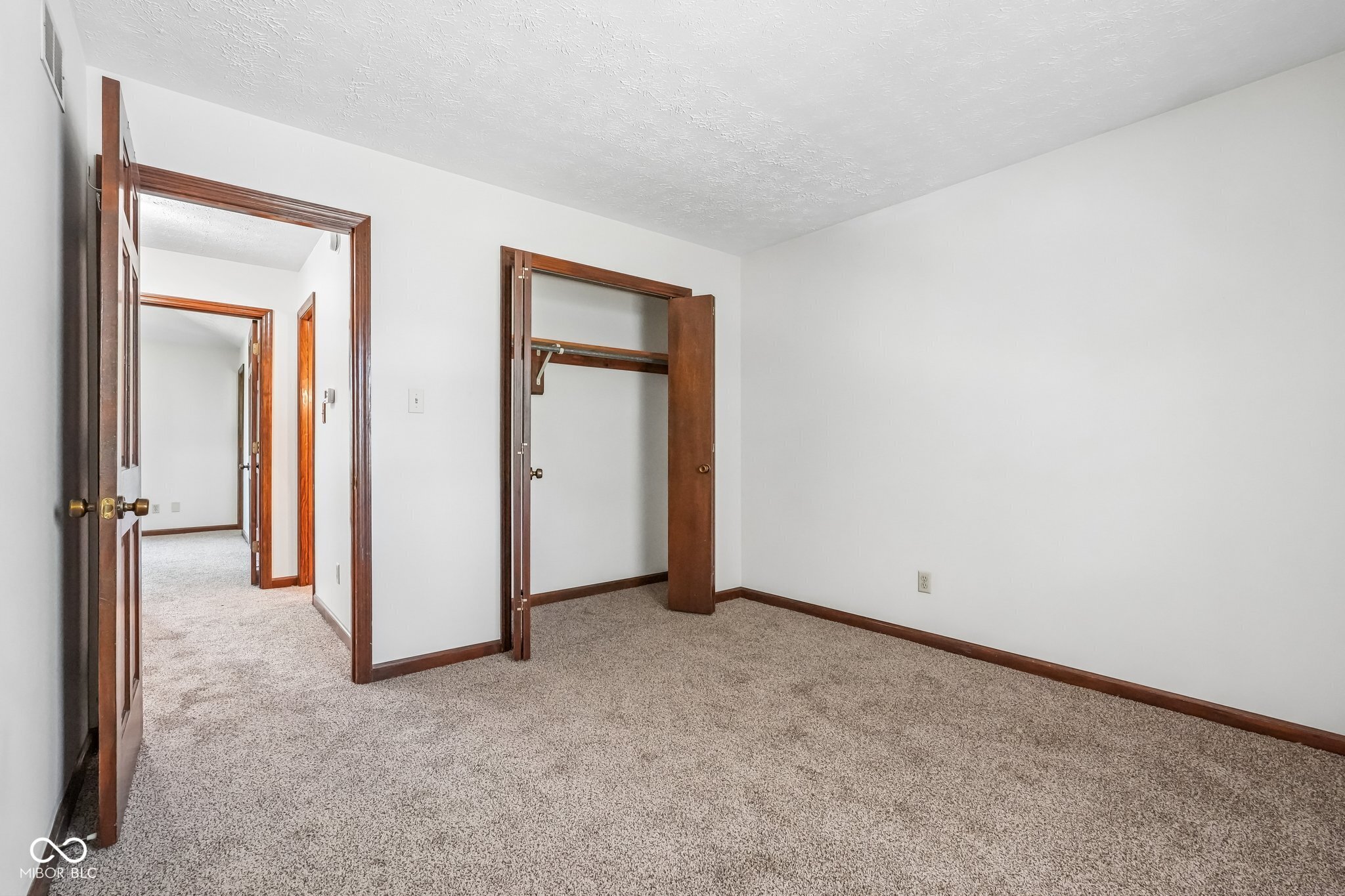 104 E Brunswick Avenue