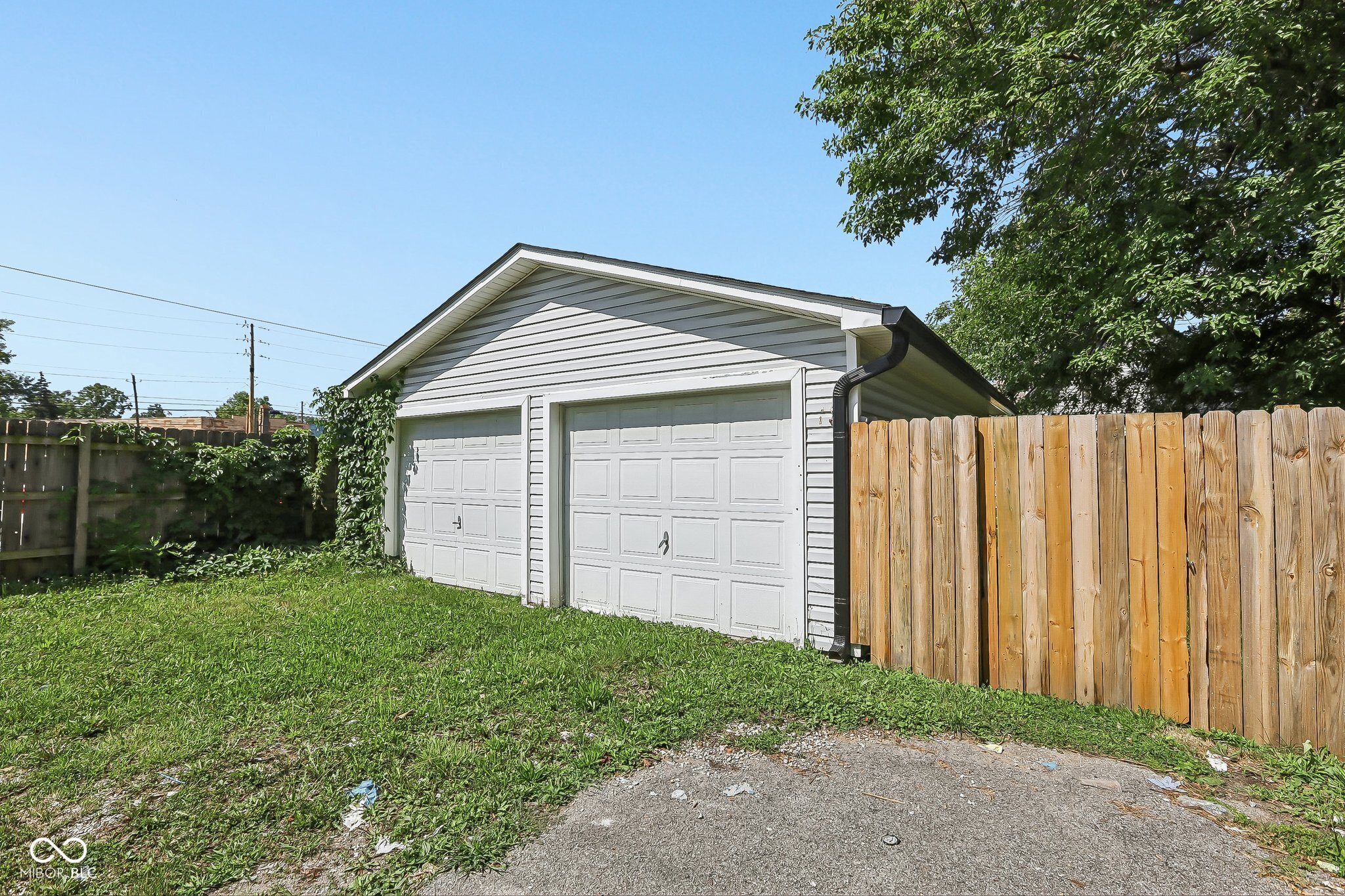 19 N Ritter Avenue