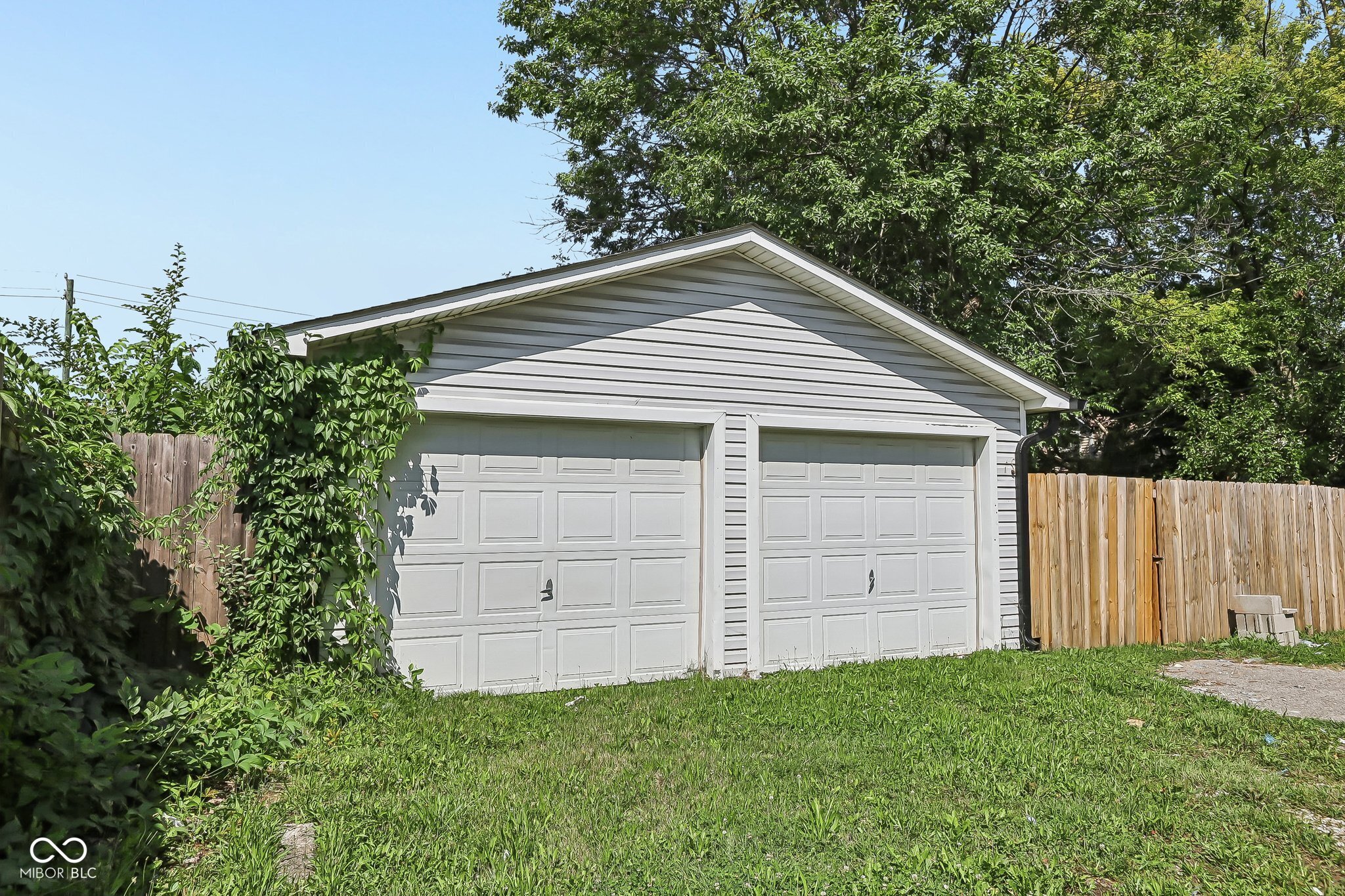 19 N Ritter Avenue