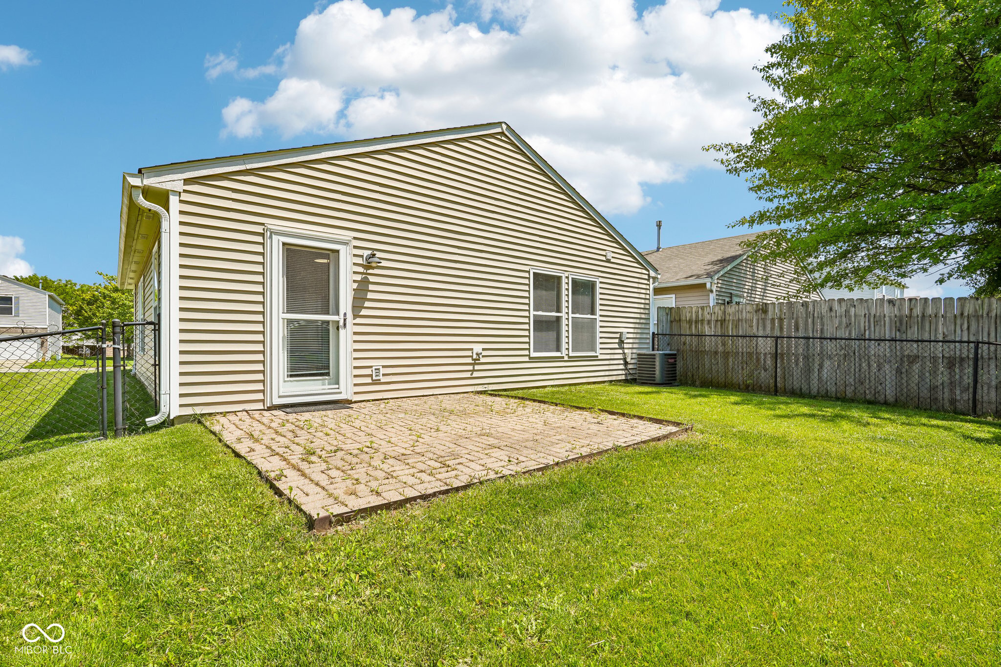 1754 Elijah Blue Drive
