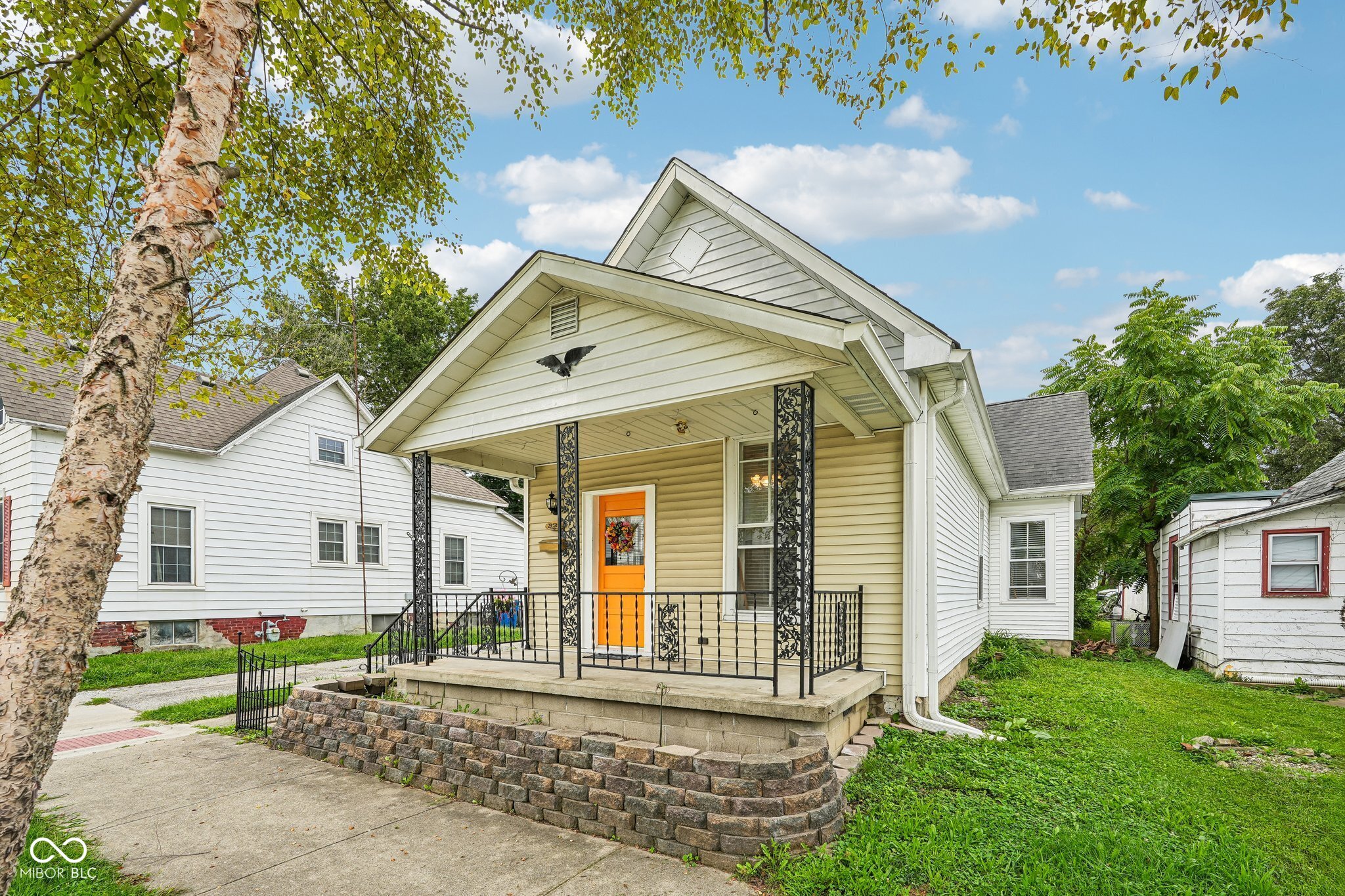 321 W Mechanic Street