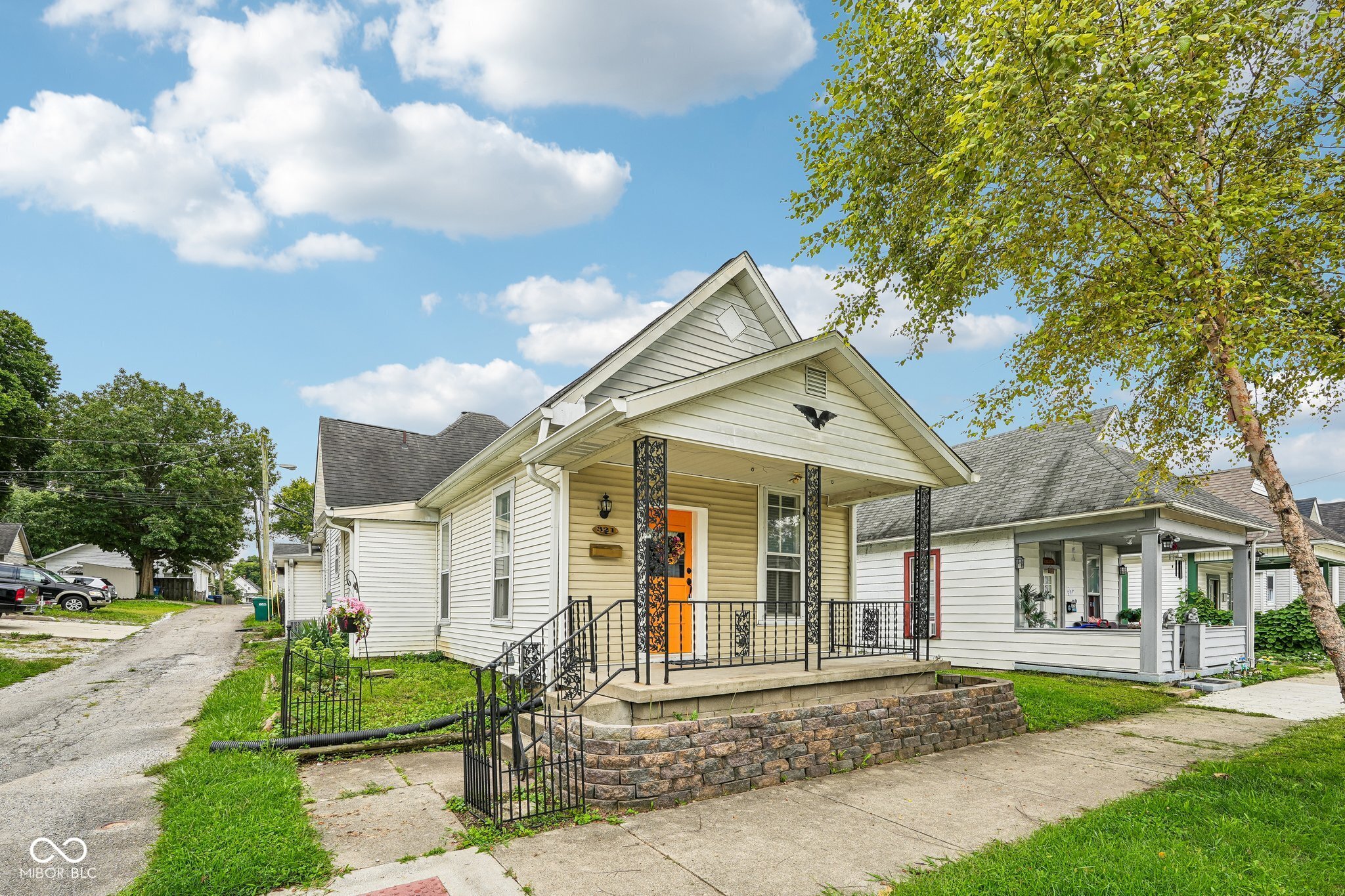 321 W Mechanic Street