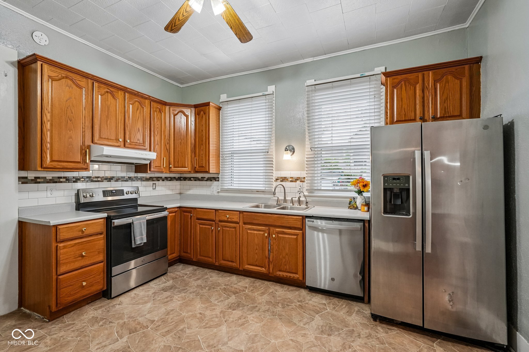 321 W Mechanic Street