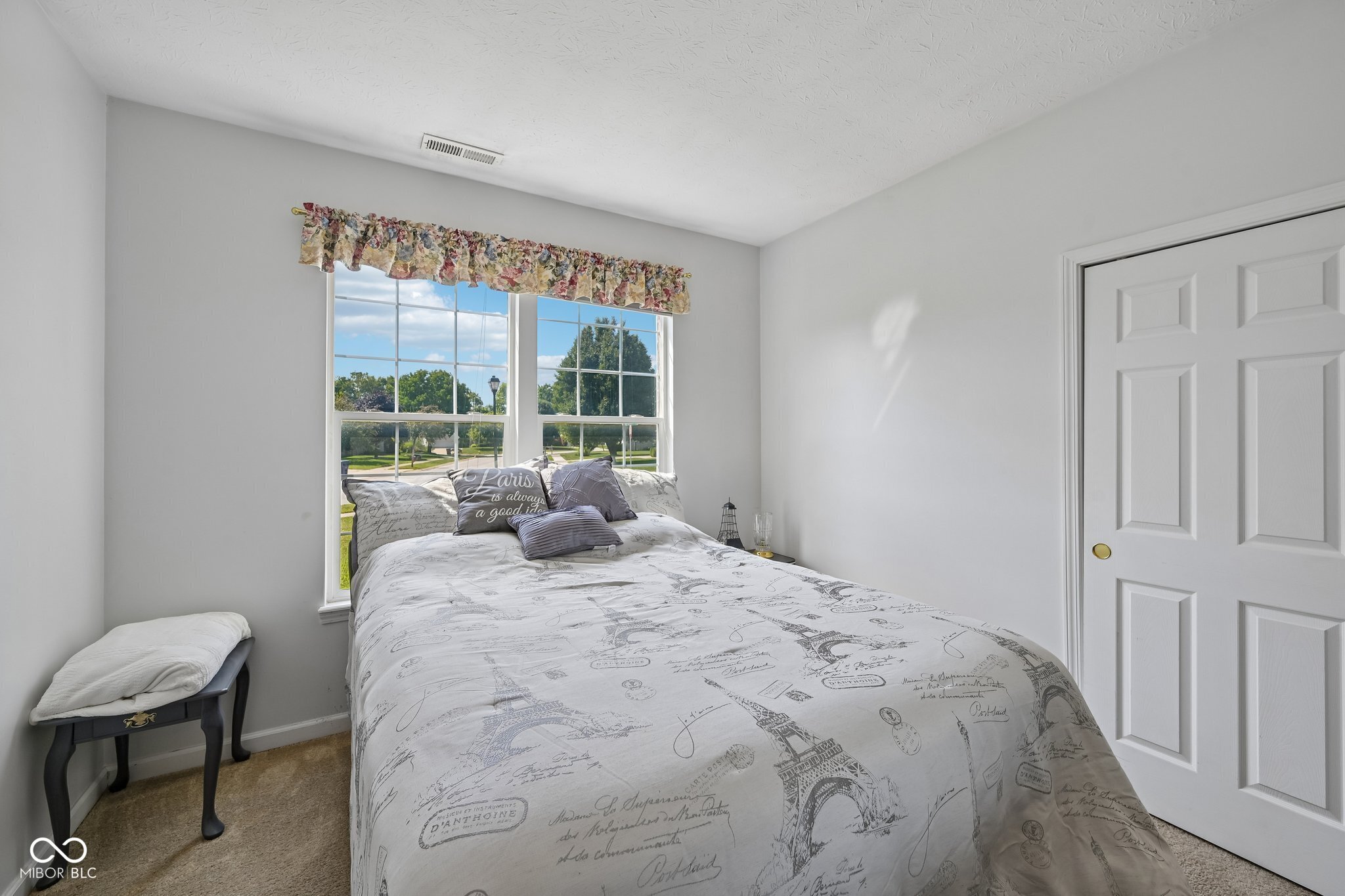 1098 Springwater Circle