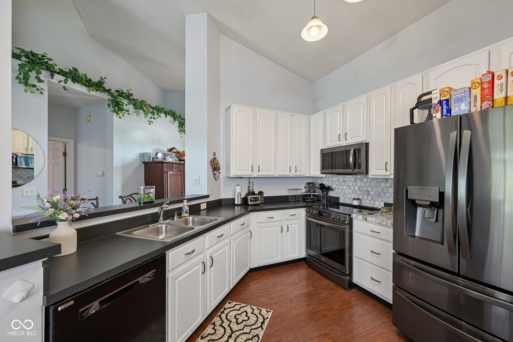 1098 Springwater Circle