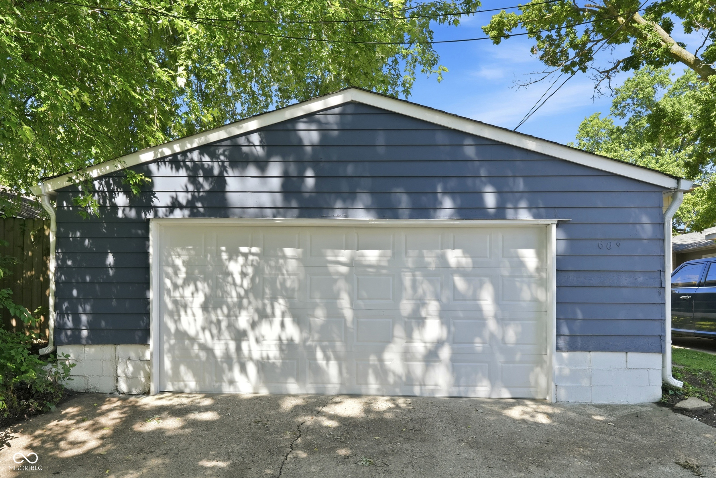 609 N Emerson Avenue