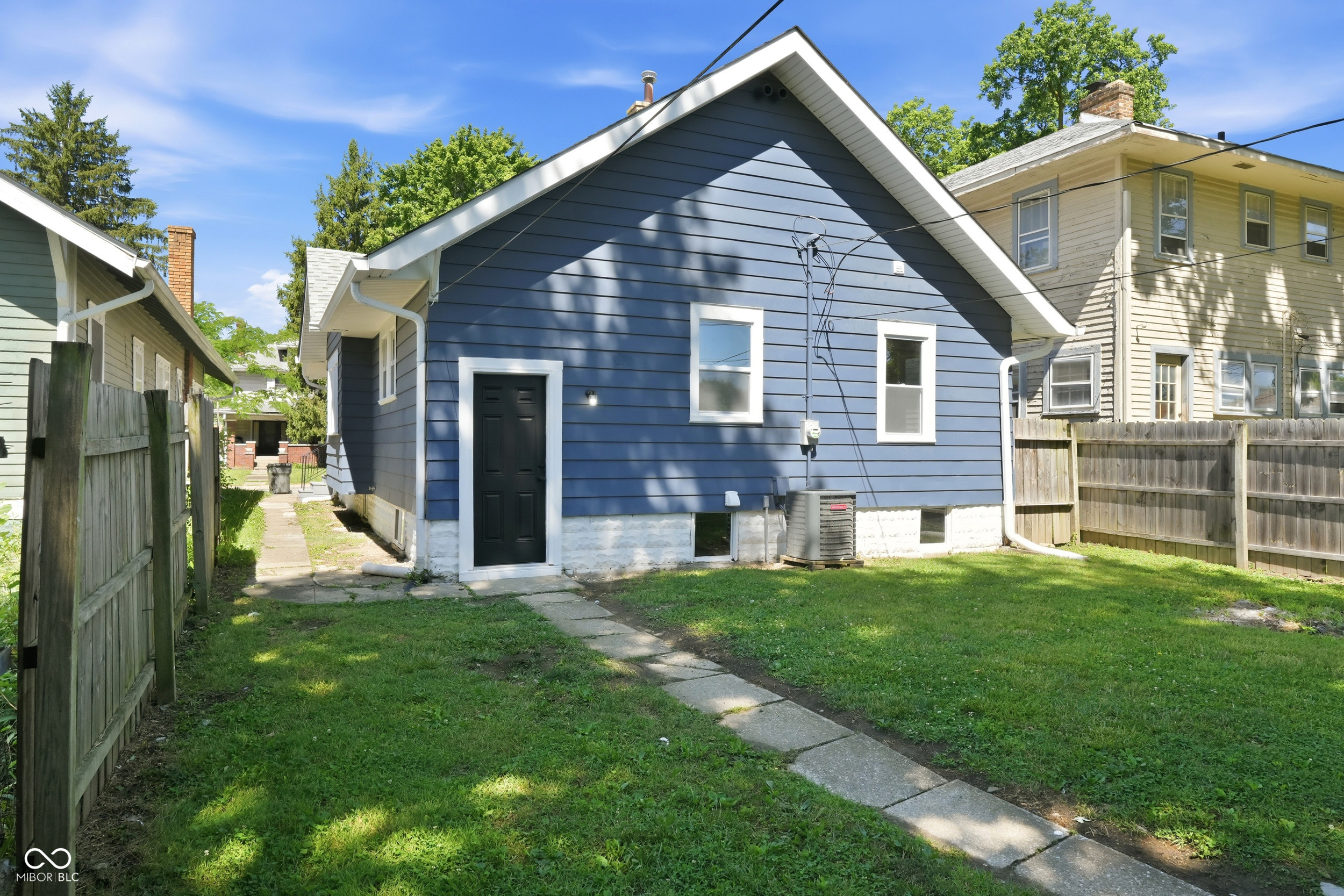 609 N Emerson Avenue