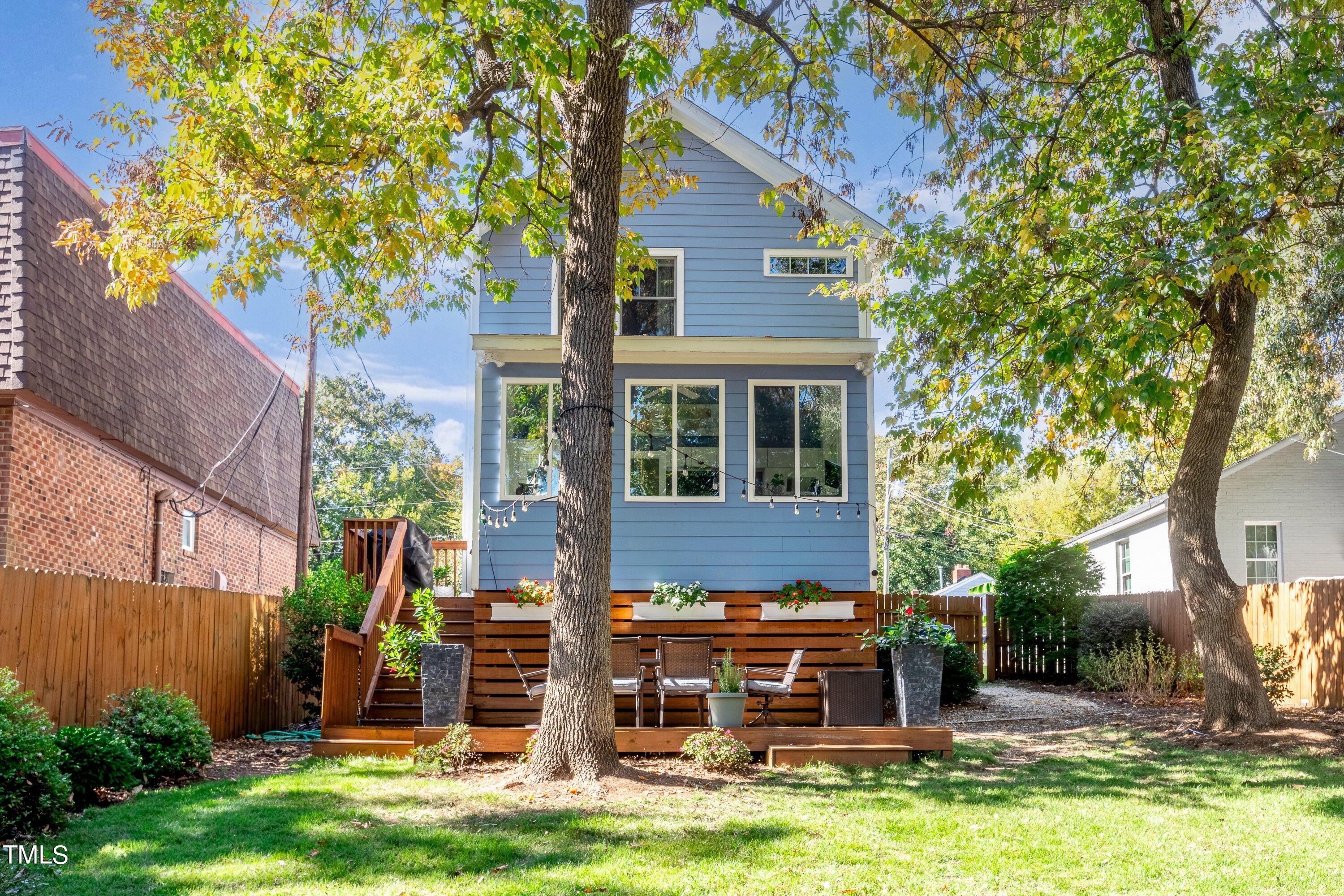 113 Bart Street